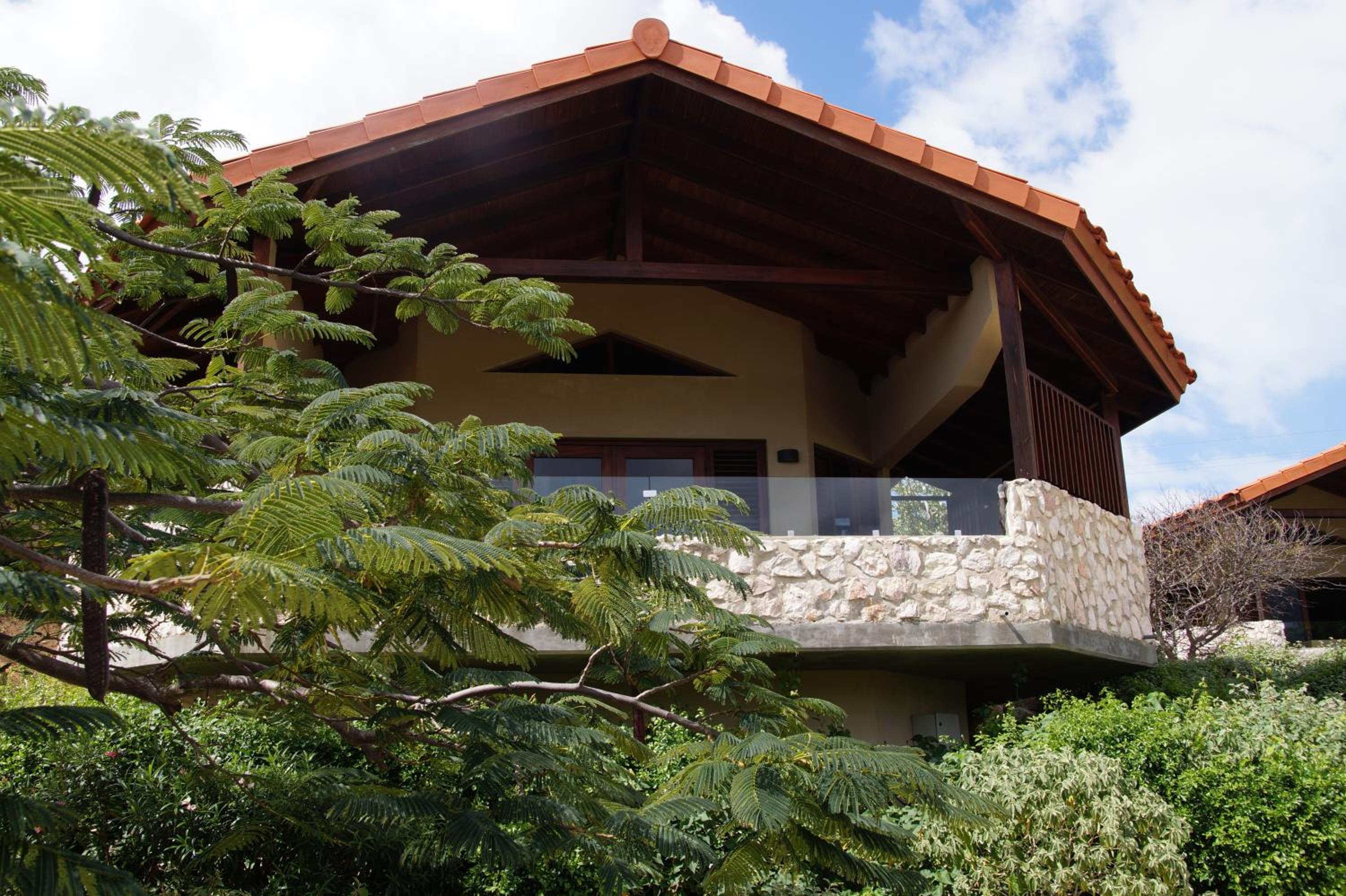 Deluxe Bungalow