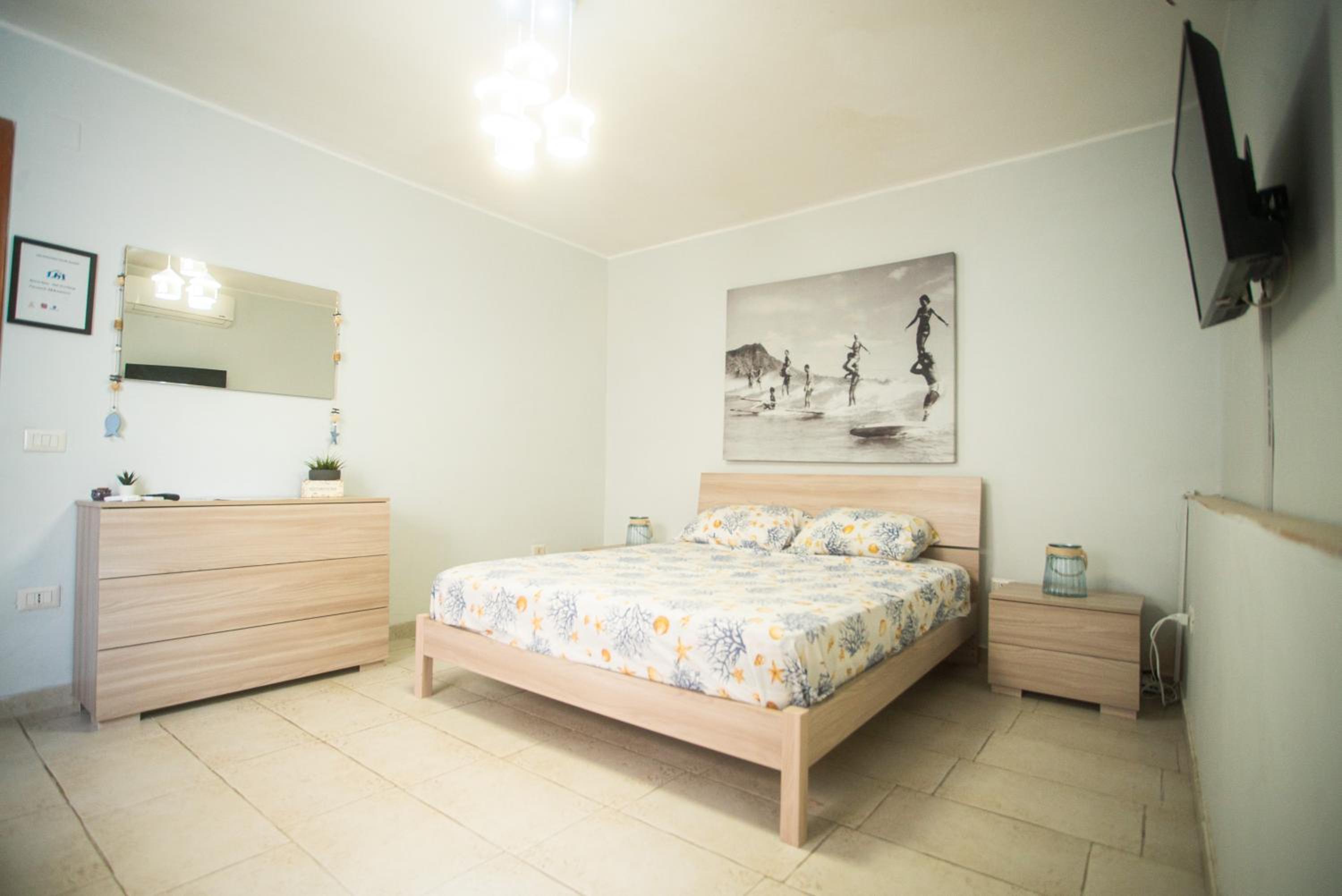 Two-Bedroom Apartment - Photo 20