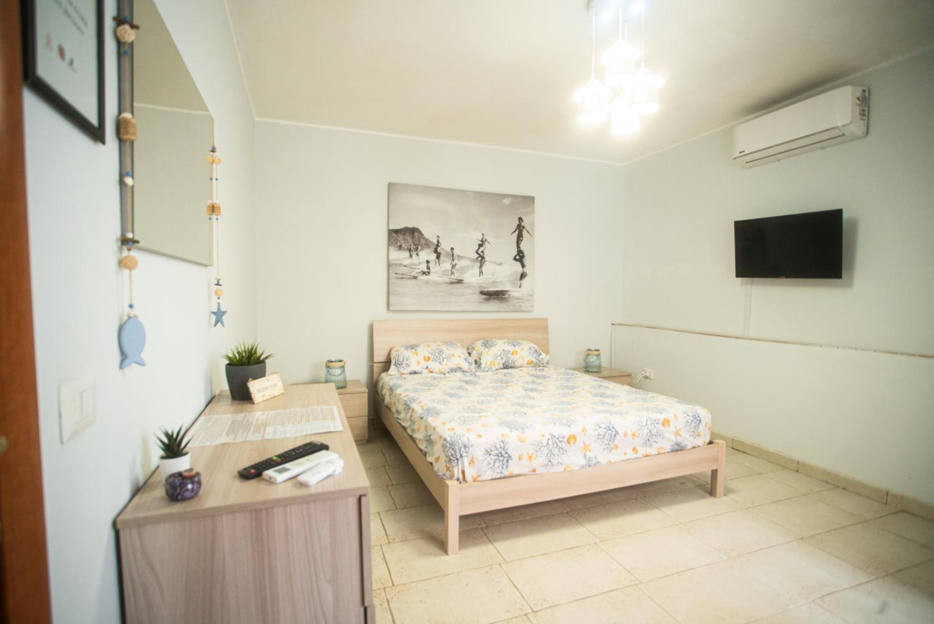 Two-Bedroom Apartment - Photo 16