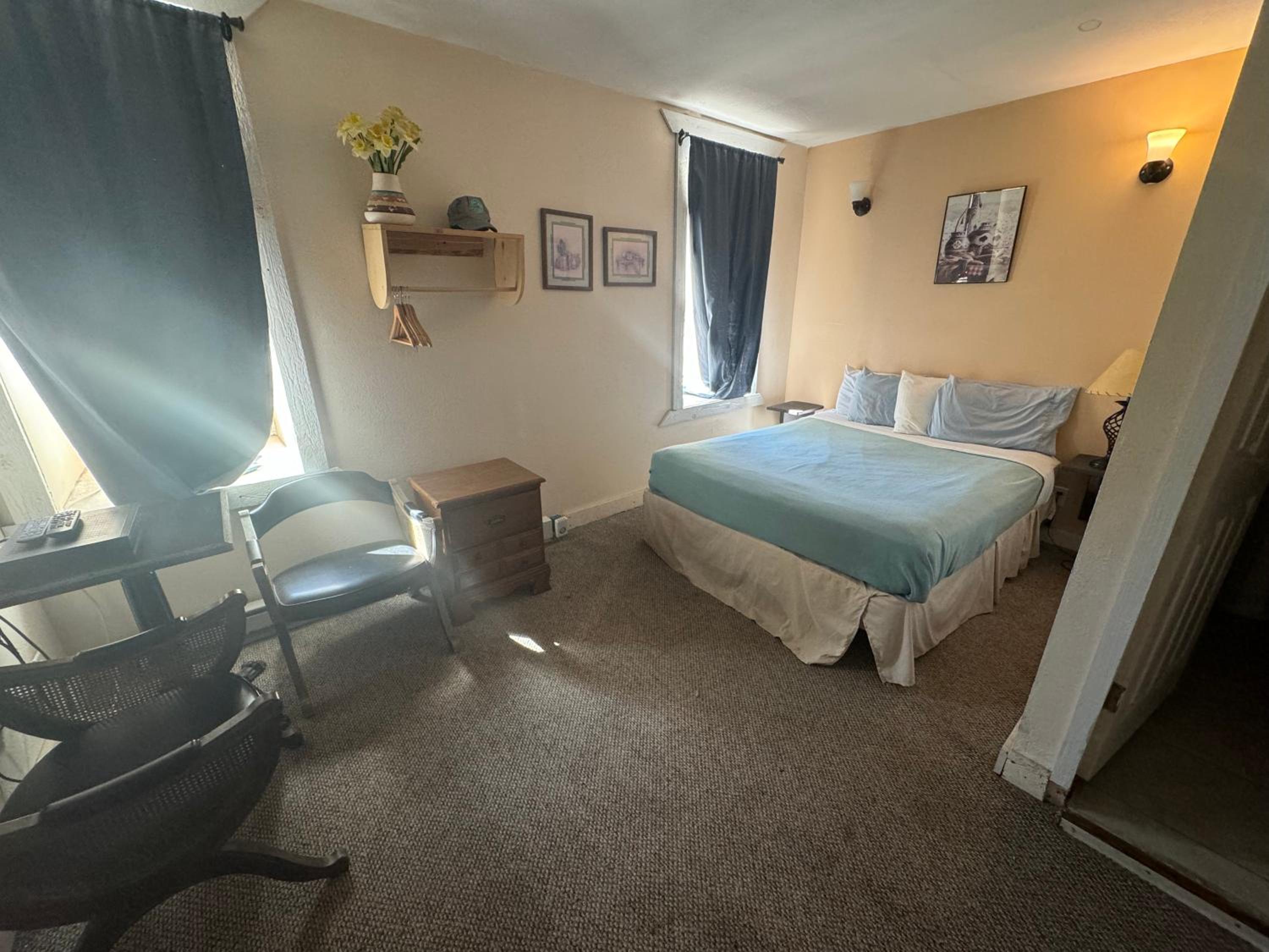 Budget Double Room photo 1