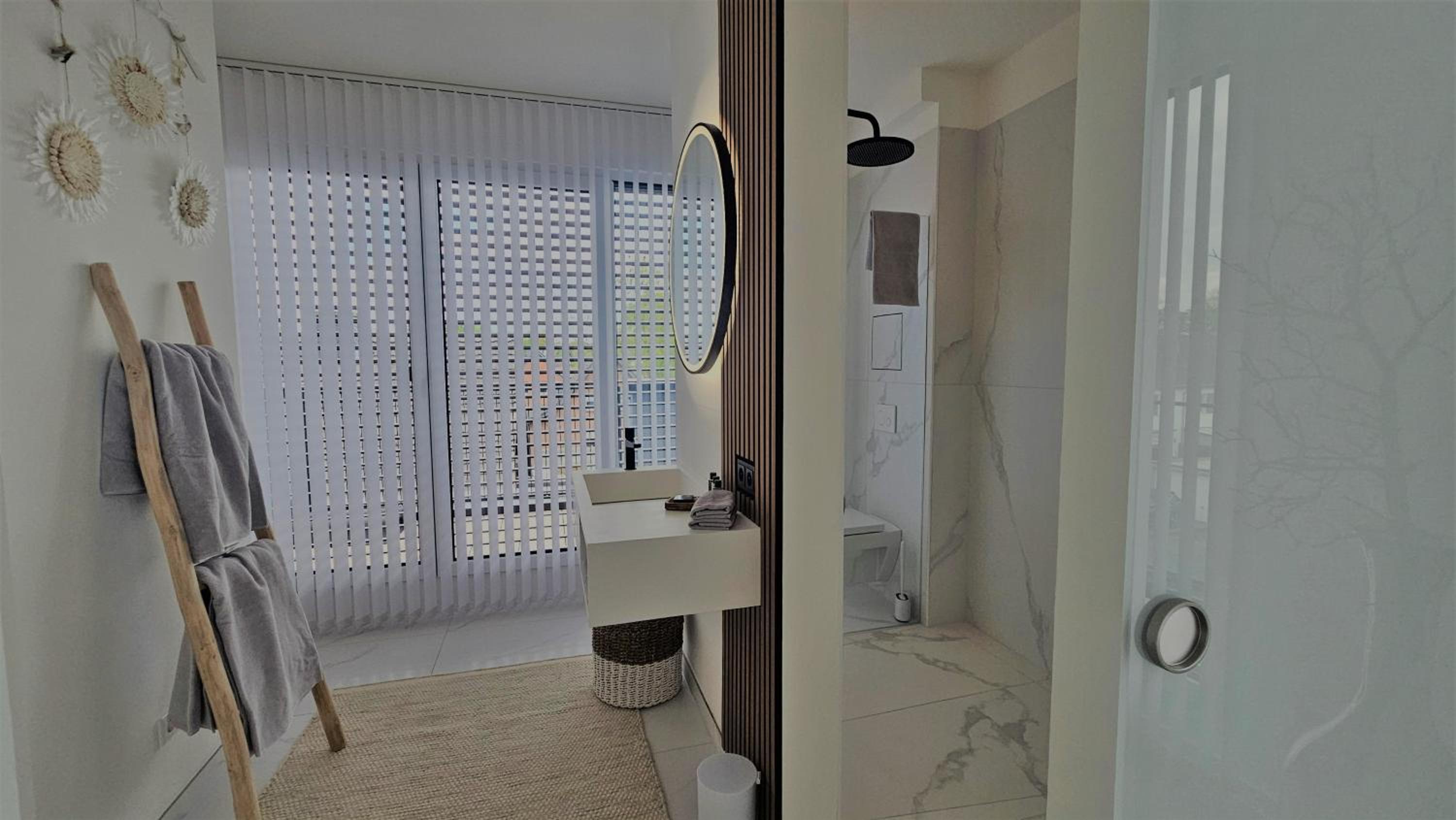 Penthouse Apartment photo 2
