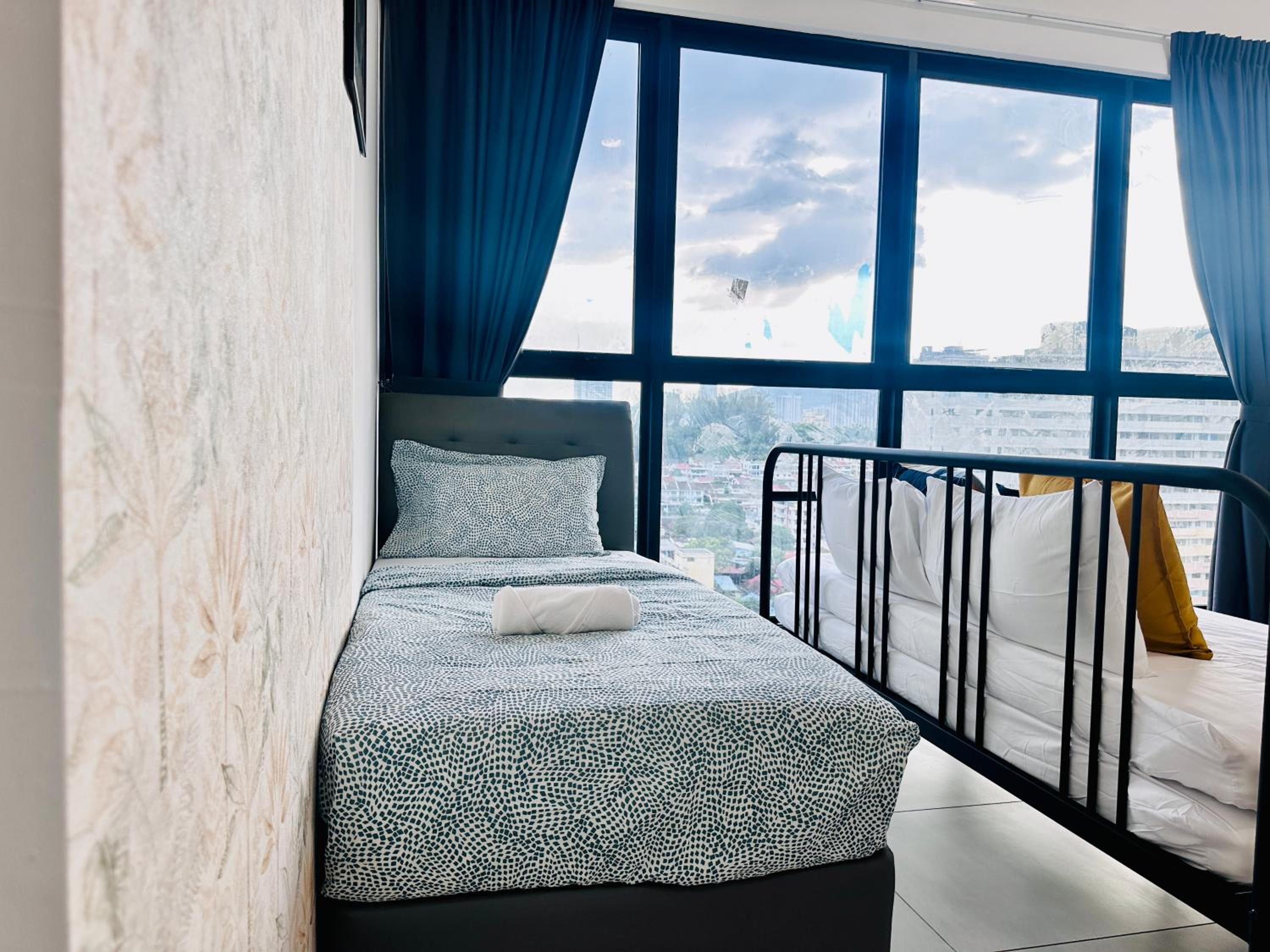 Three-Bedroom Standard Apartment