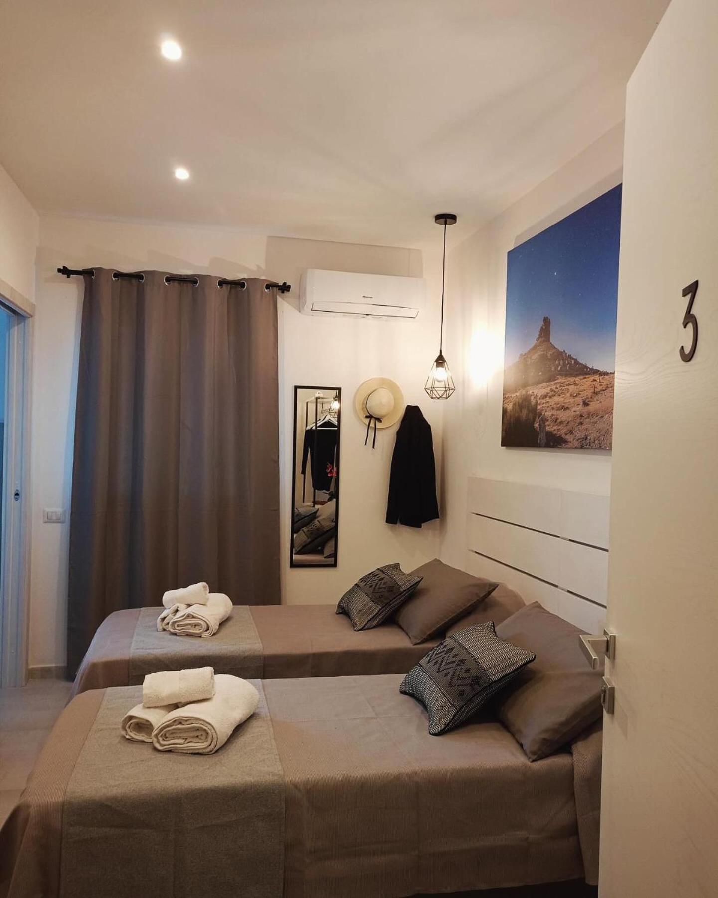 Deluxe Double or Twin Room with Mountain View photo 1