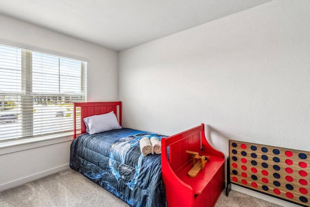 Three-Bedroom House photo 1