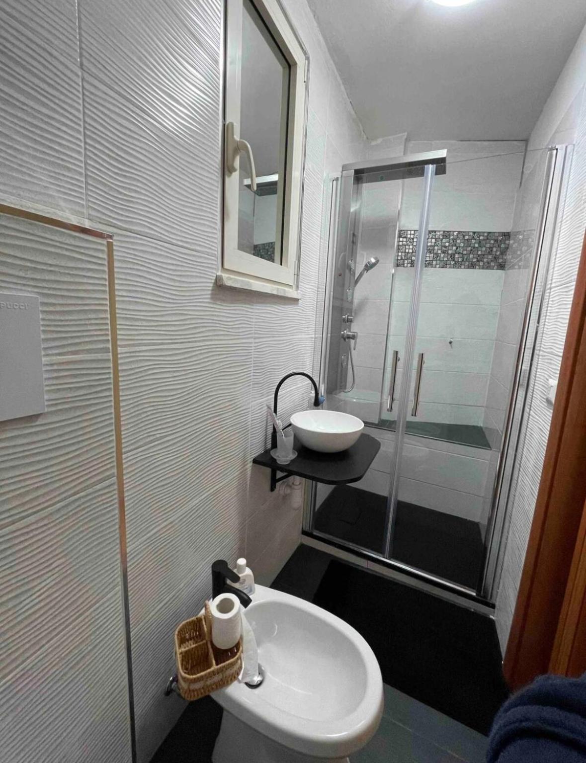 Two-Bedroom Apartment - Photo 3