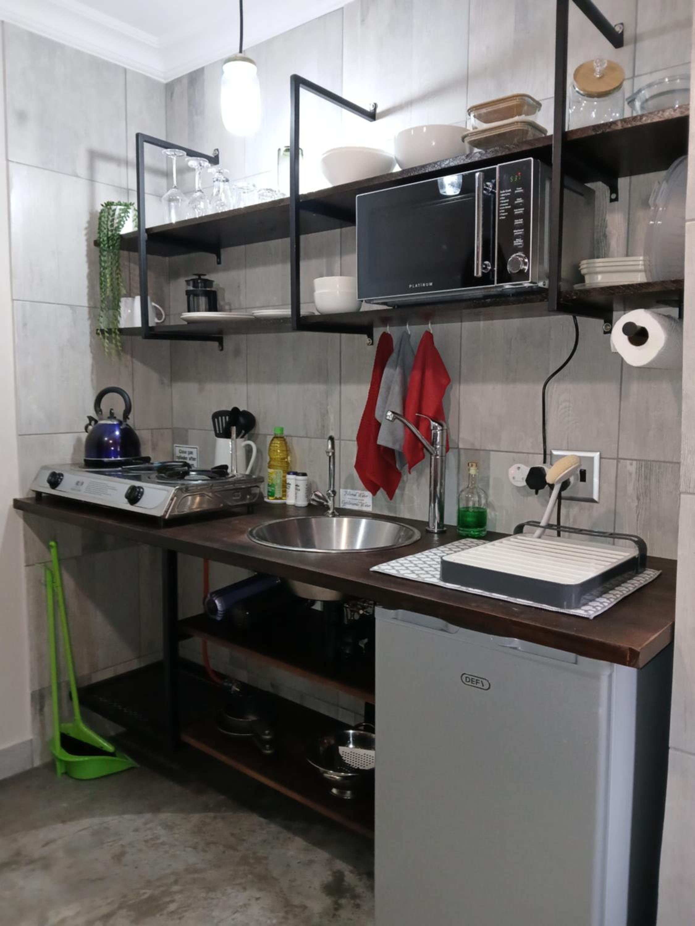 One-Bedroom Apartment - Photo 19