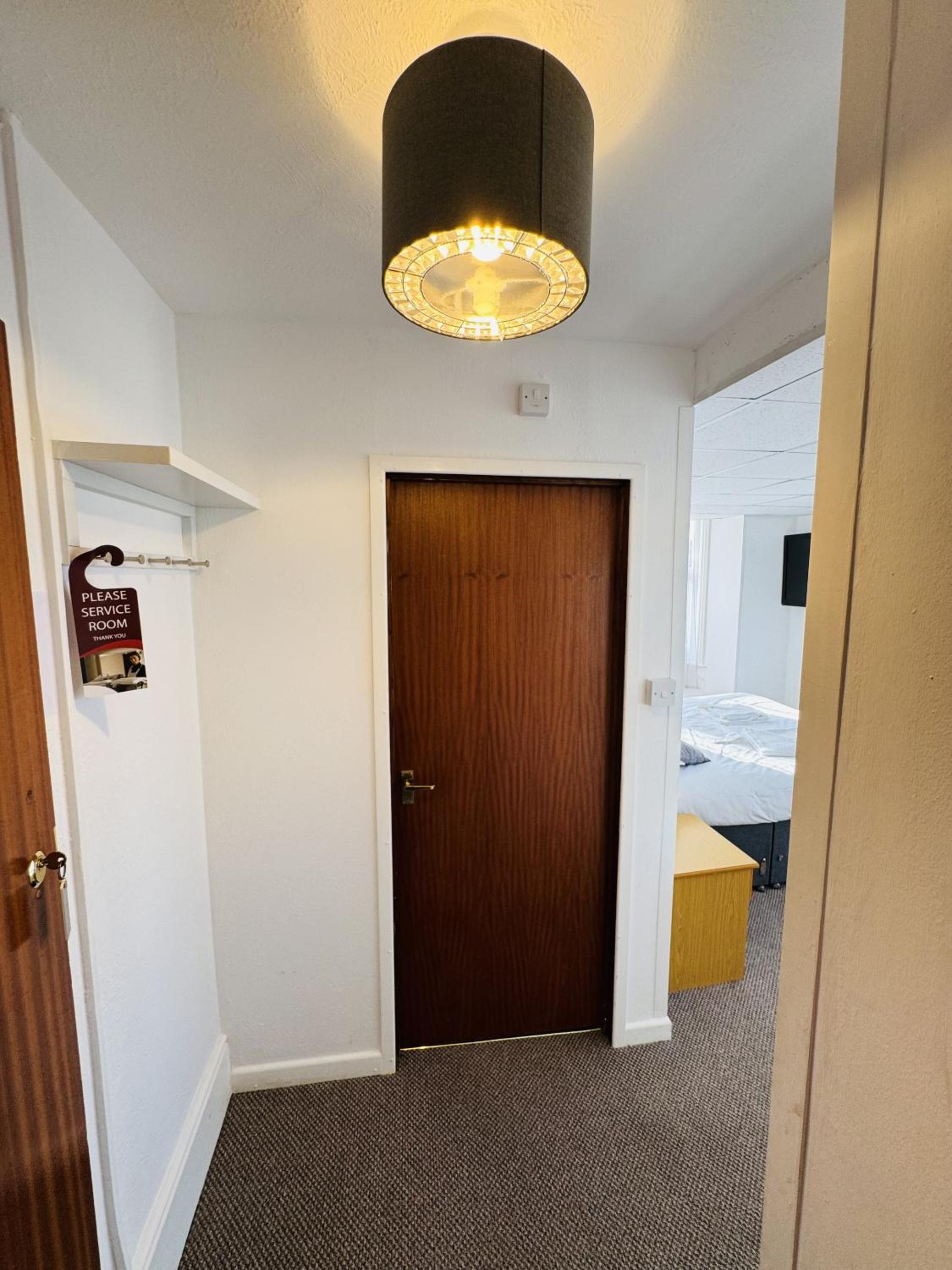 Deluxe King Room photo 2