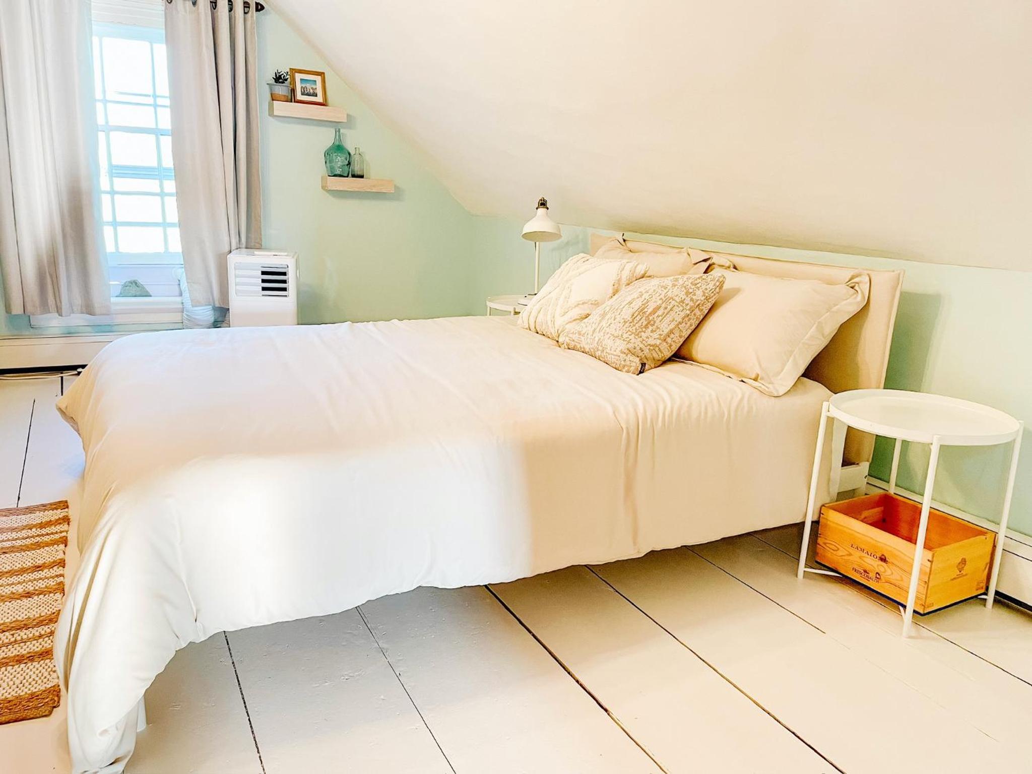 Four-Bedroom House photo 3