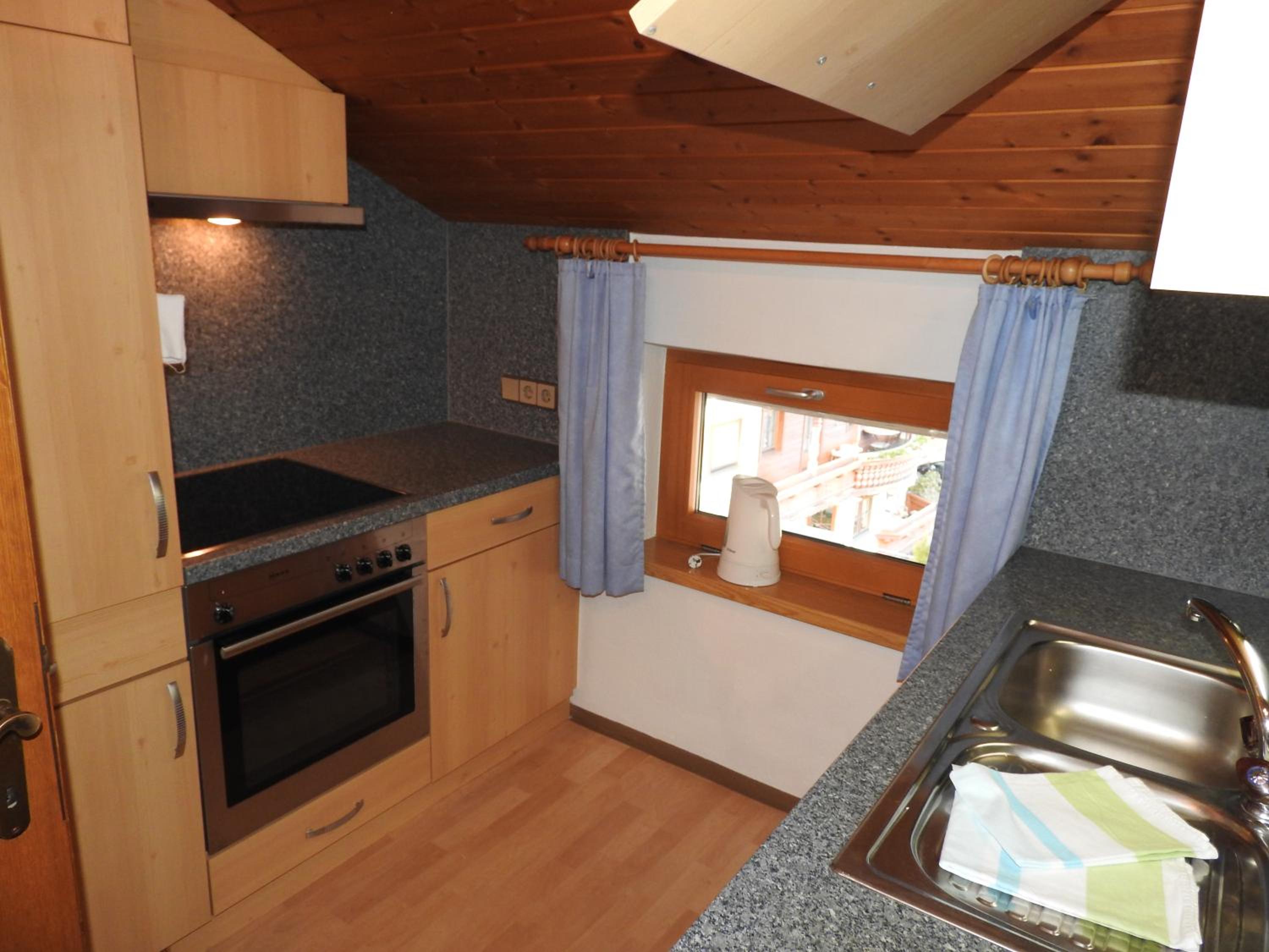 Two-Bedroom Apartment with Balcony photo 2