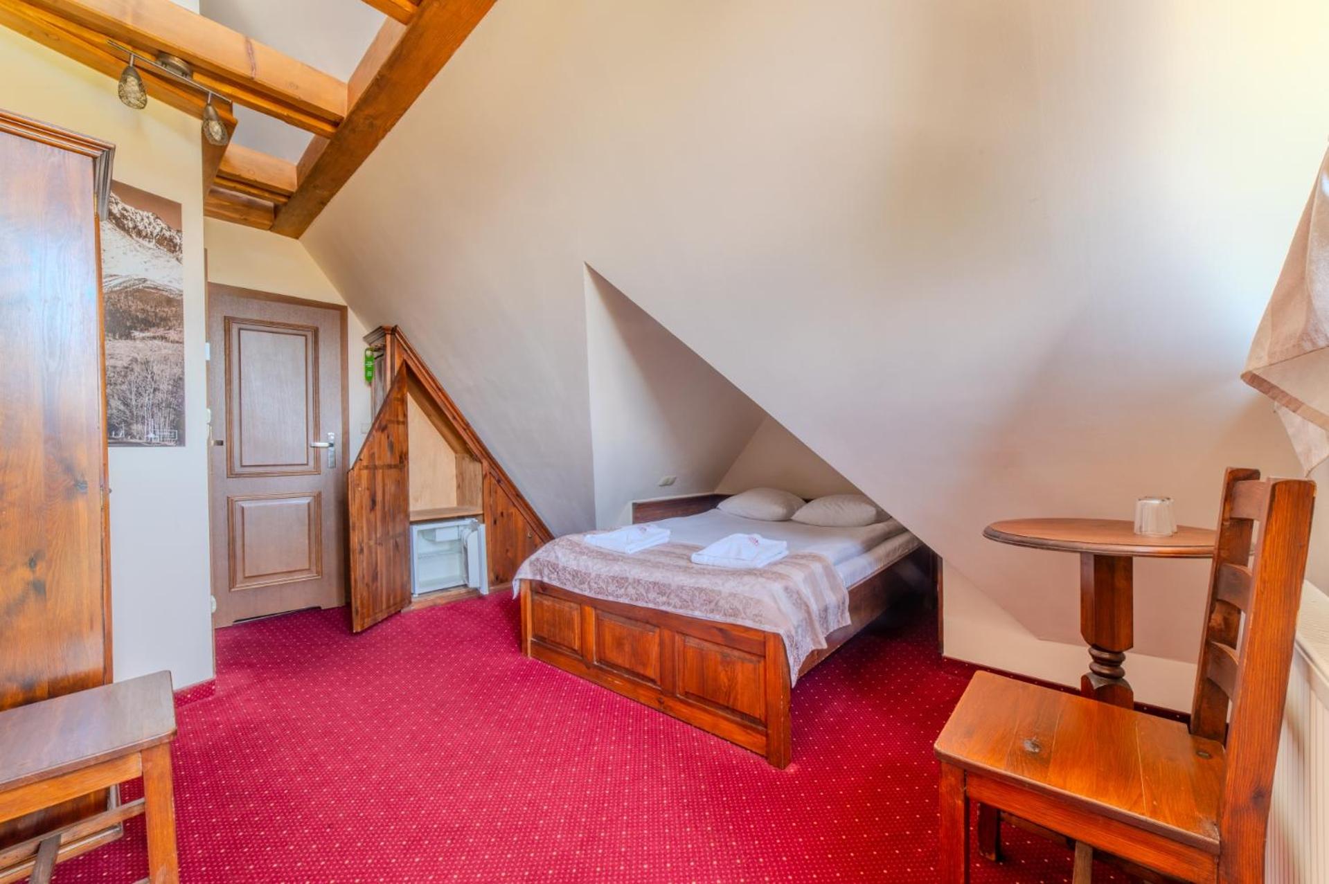 Standard Double Room with Mountain View photo 3