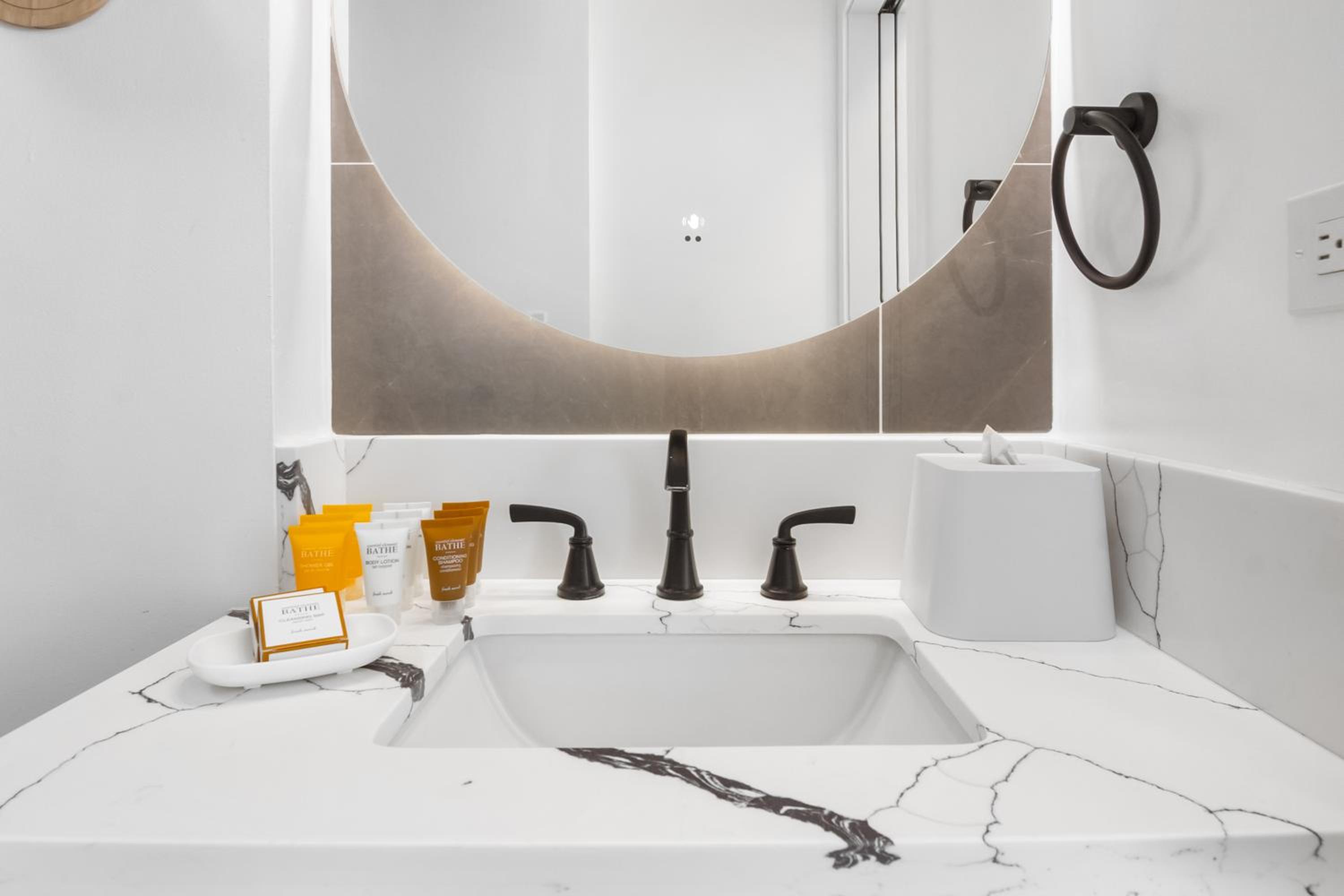 Ocean Retreat: Remodeled Pacific Monarch Haven: One-Bedroom Apartment photo