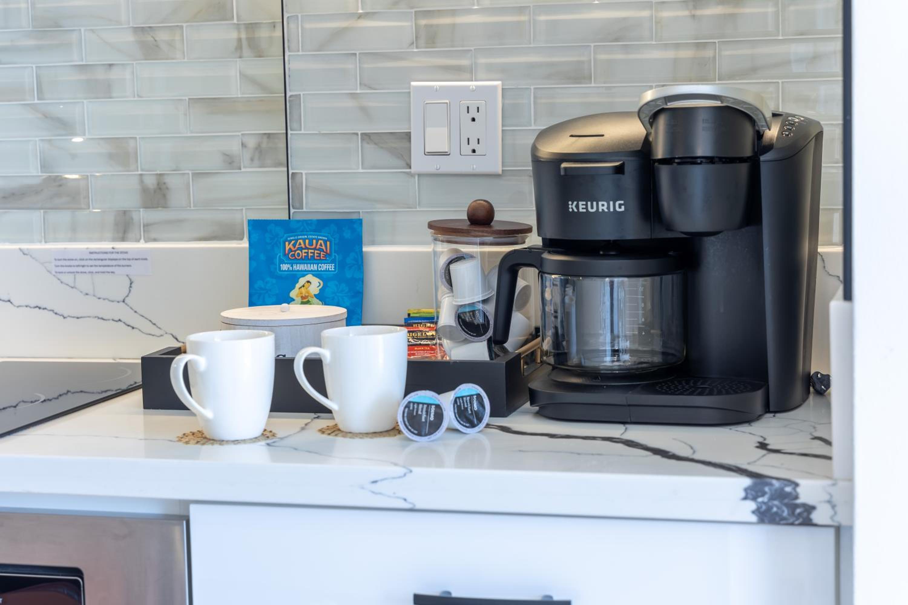 Ocean Retreat: Remodeled Pacific Monarch Haven: One-Bedroom Apartment photo