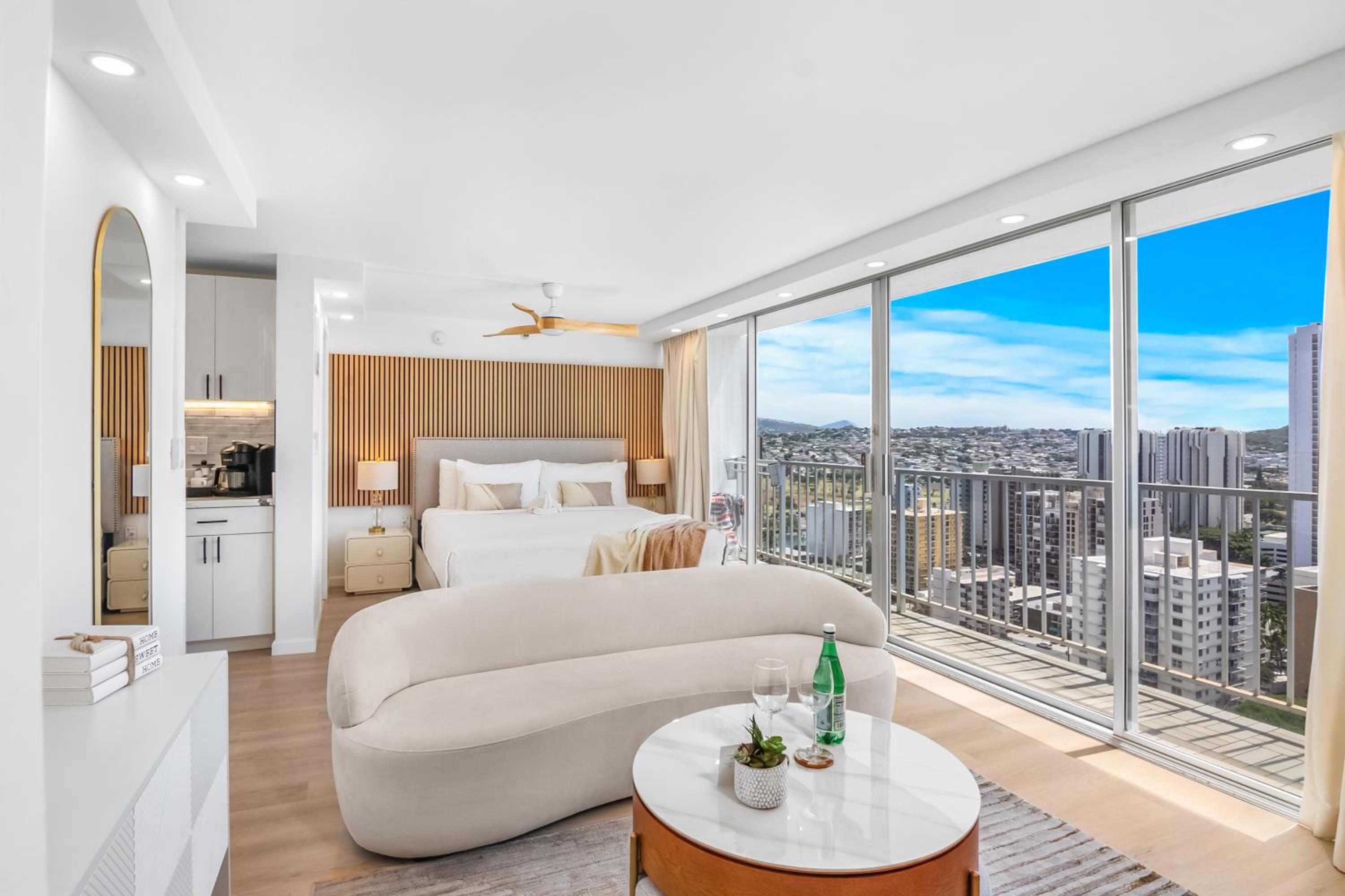 Ocean Retreat: Remodeled Pacific Monarch Haven: One-Bedroom Apartment photo
