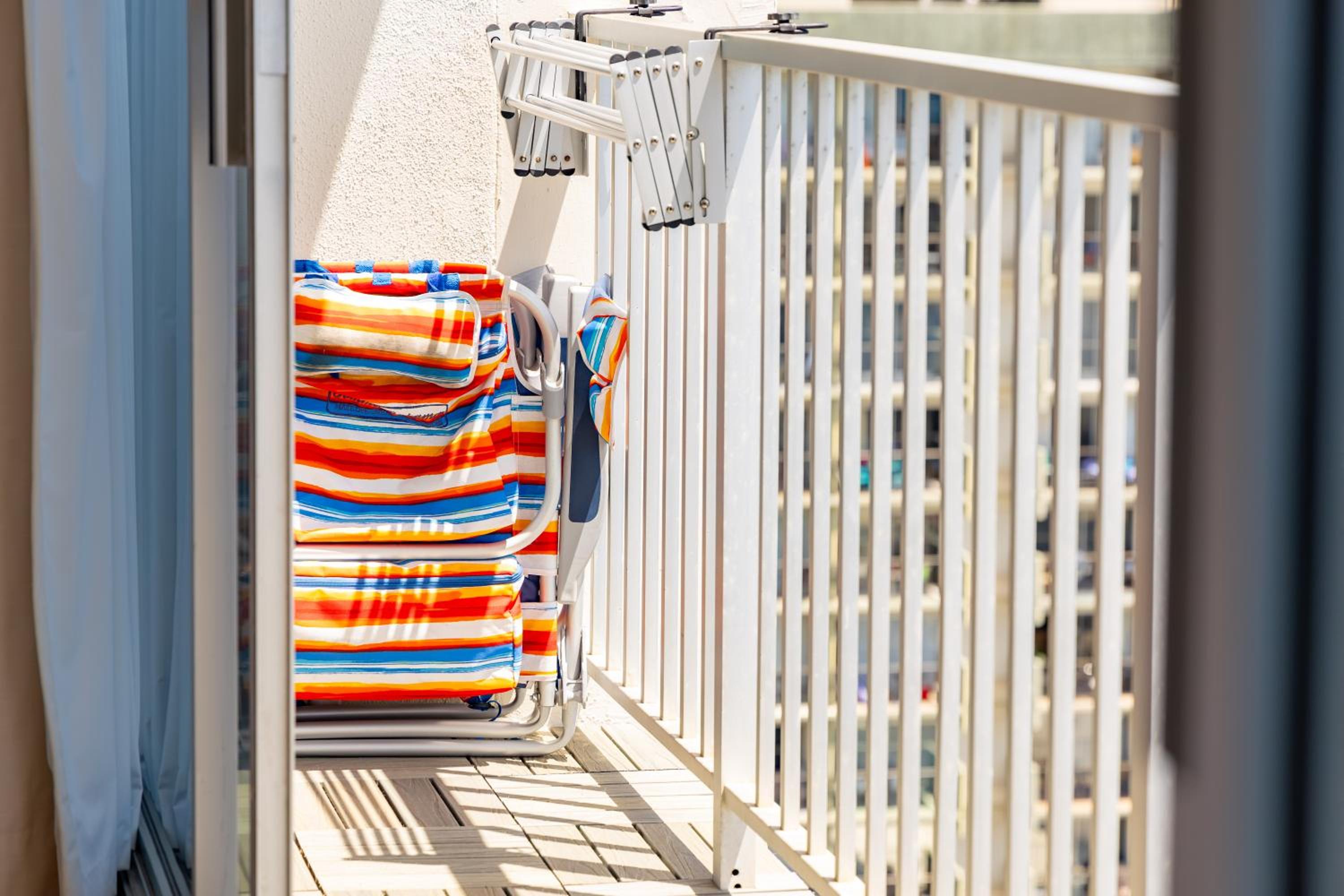 Ocean Retreat: Remodeled Pacific Monarch Haven: One-Bedroom Apartment photo