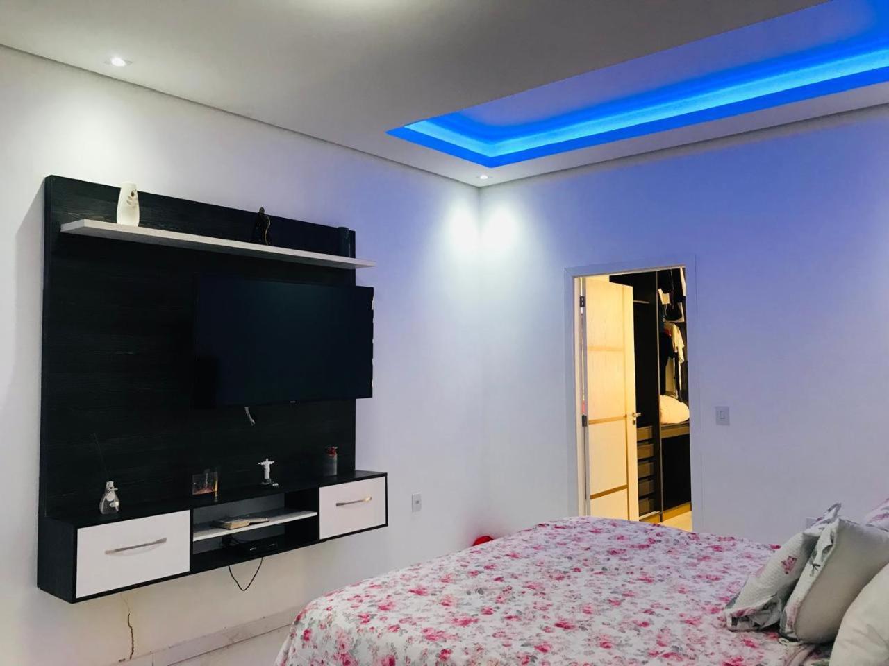 Three-Bedroom Holiday Home  photo 1