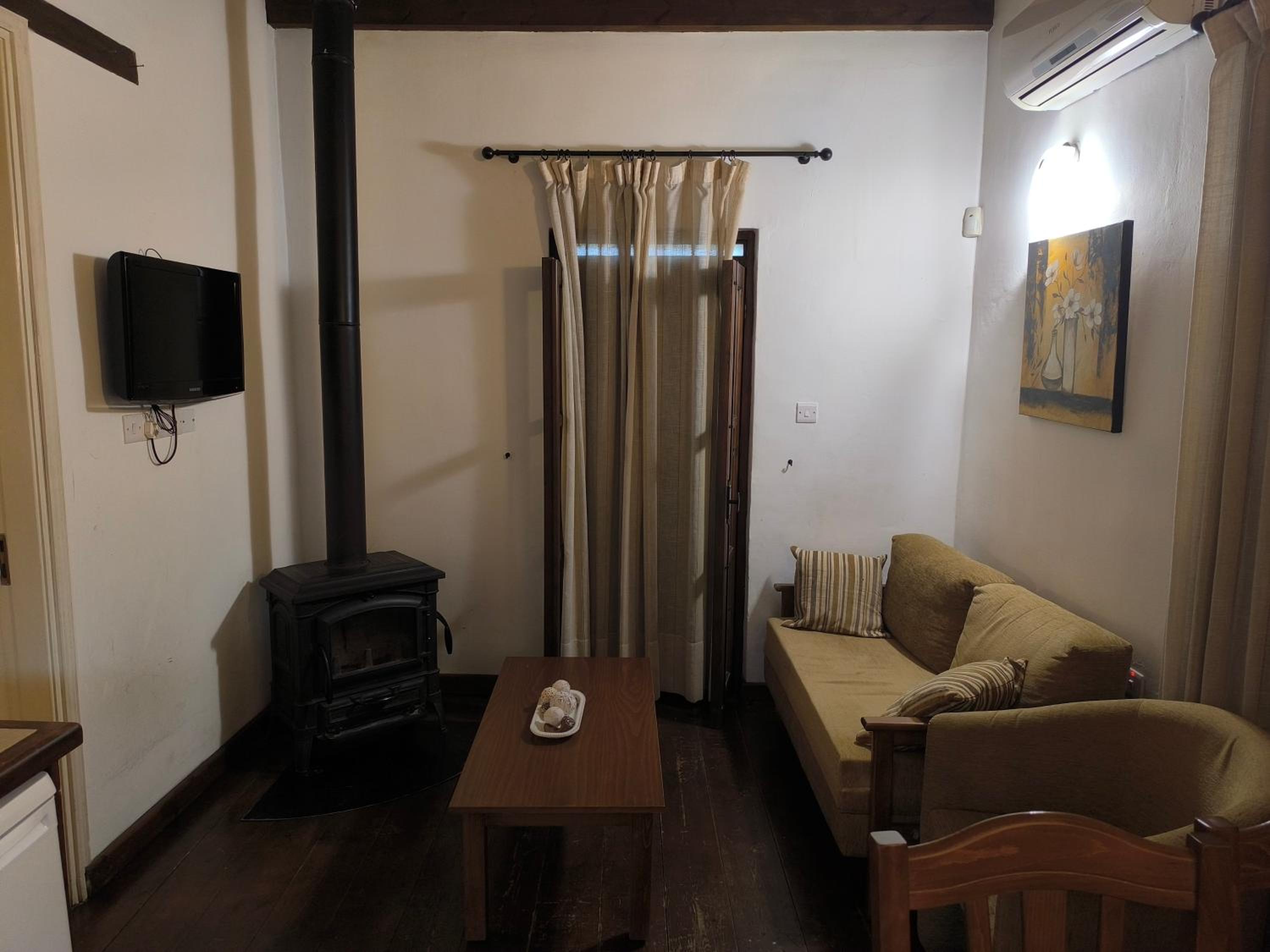 Superior Apartment (2 Adults) - Photo 13