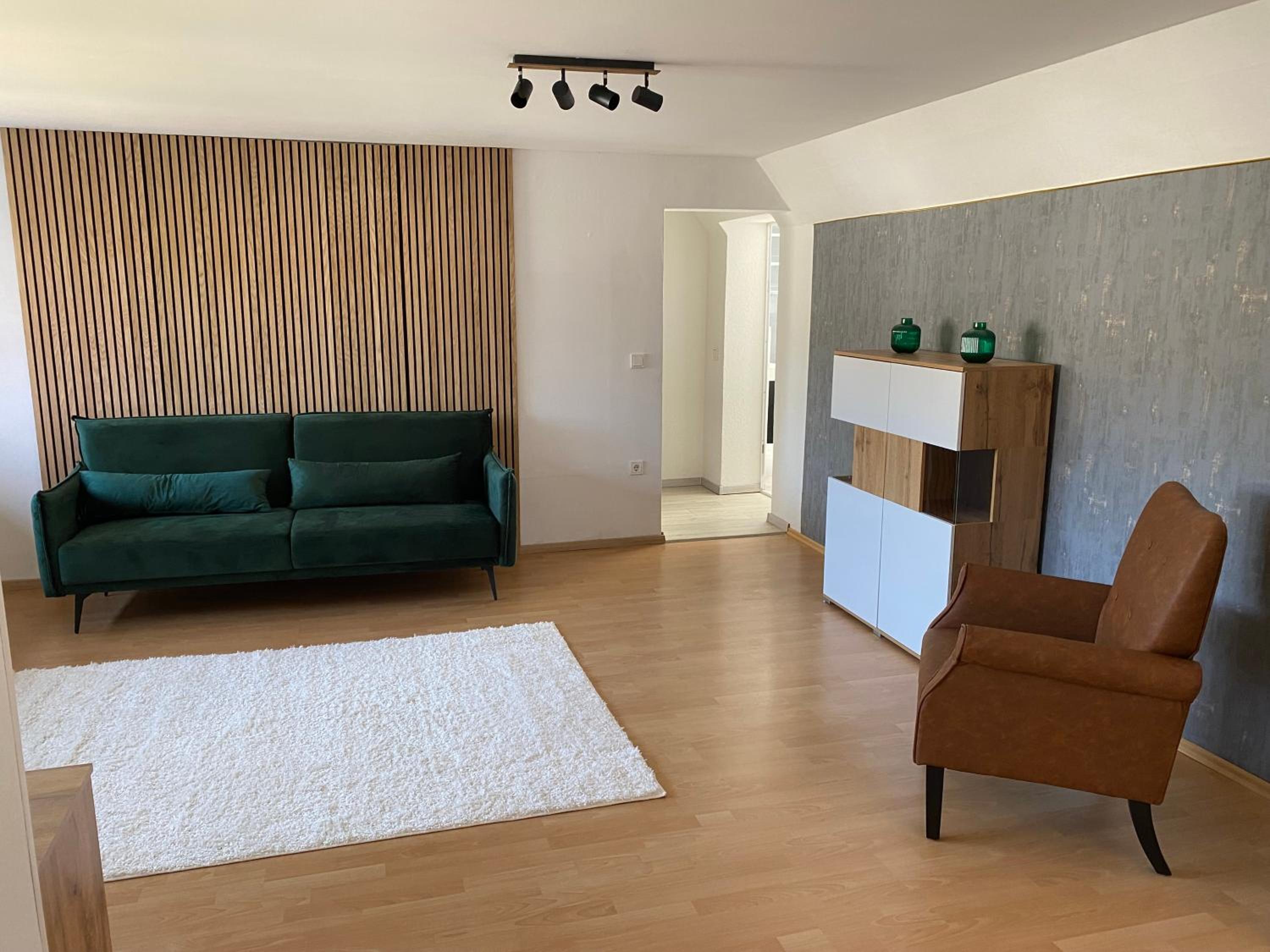 One-Bedroom Apartment photo 1