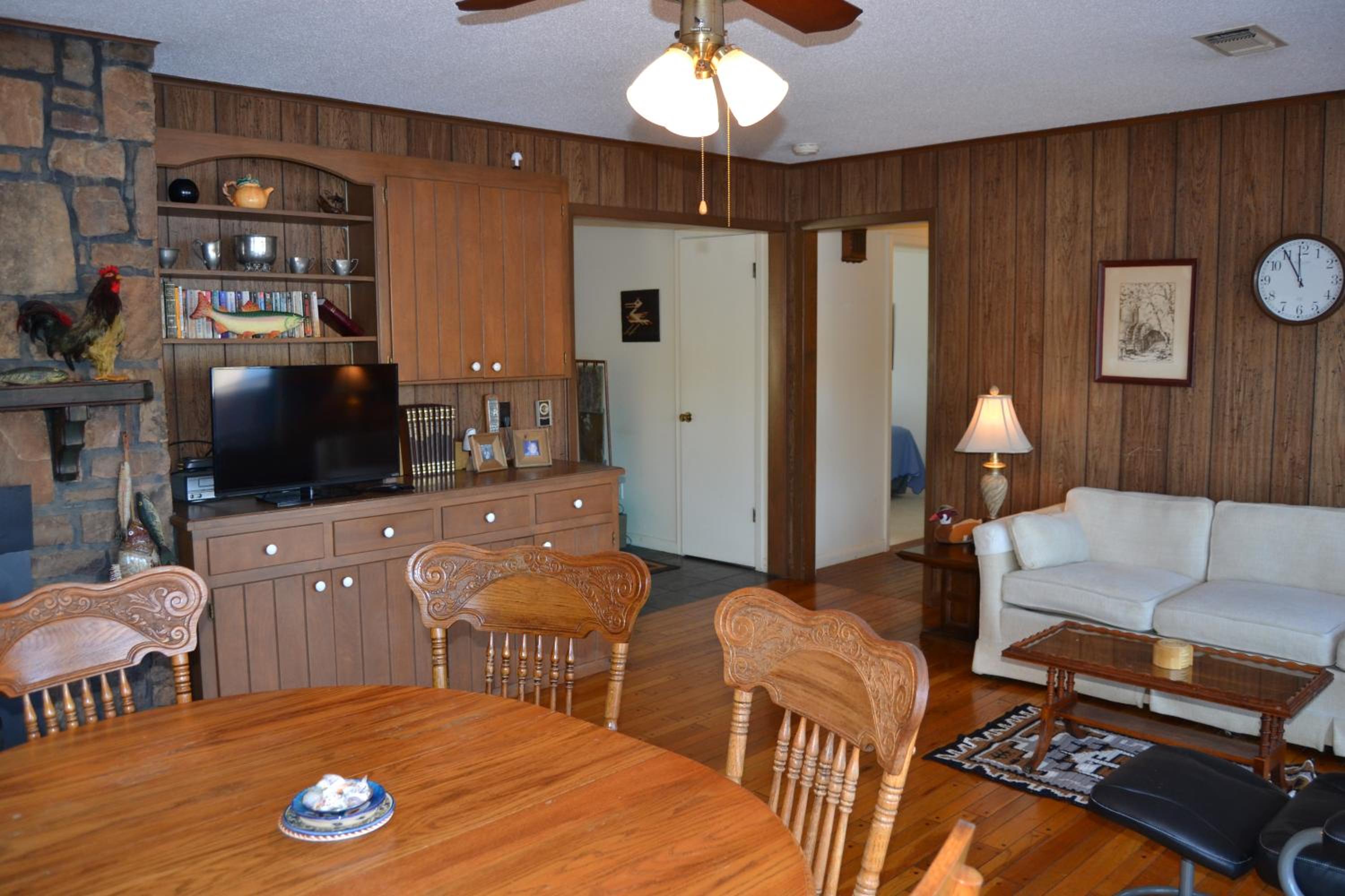 Three-Bedroom Home photo 2