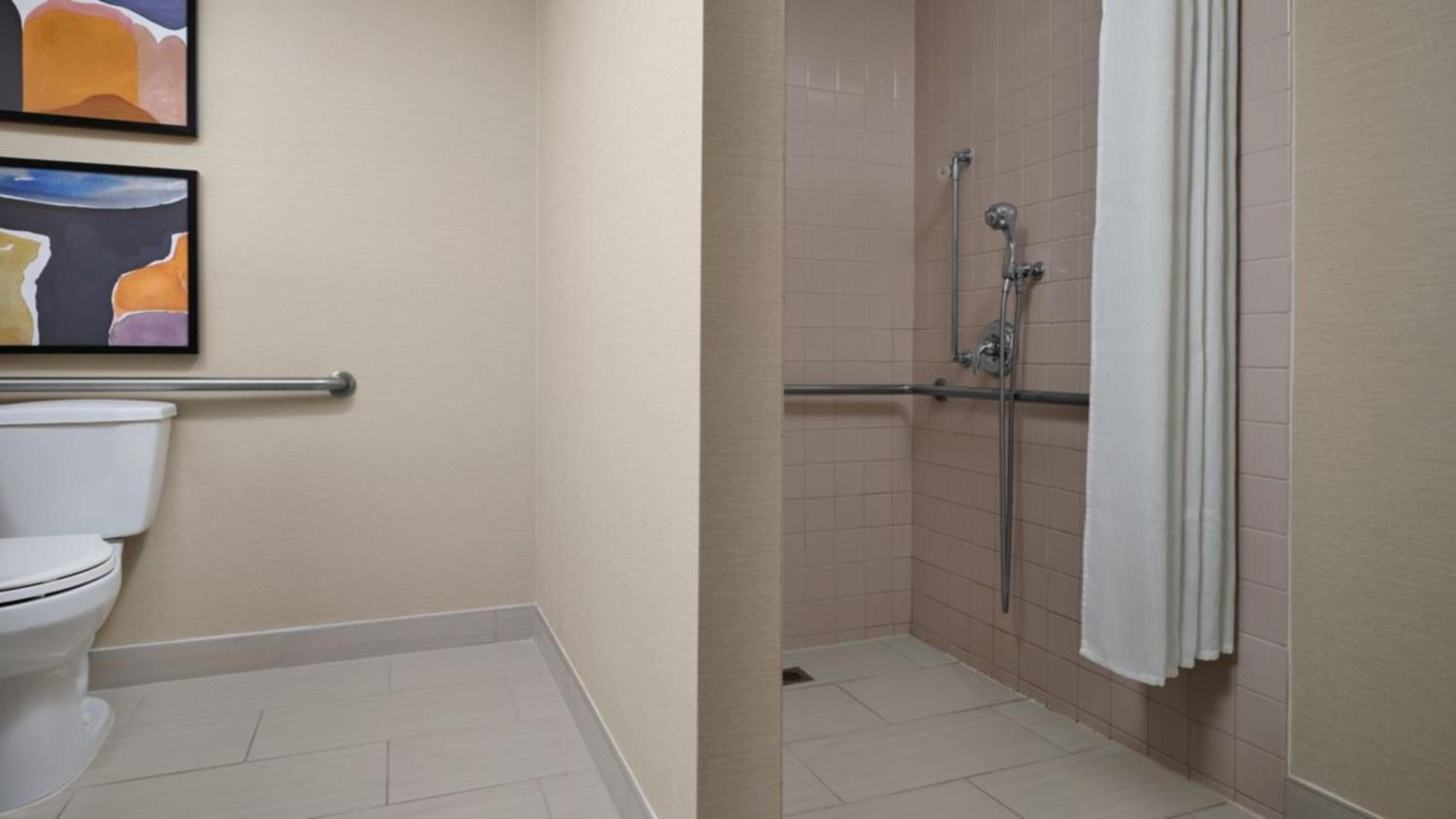 Two-Bedroom King/Queen Suite
