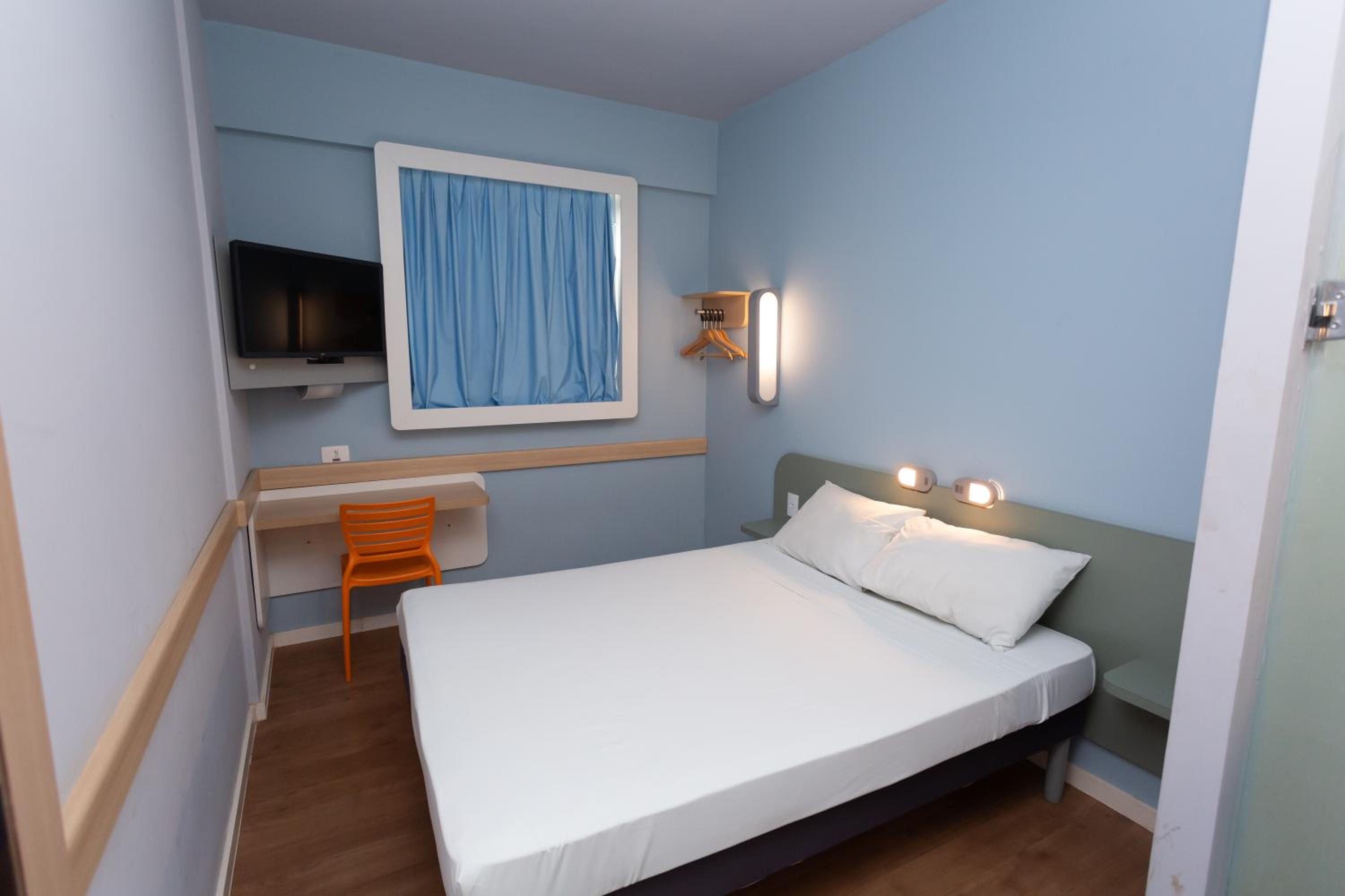 Standard Apartment with One Double Bed - Photo 9