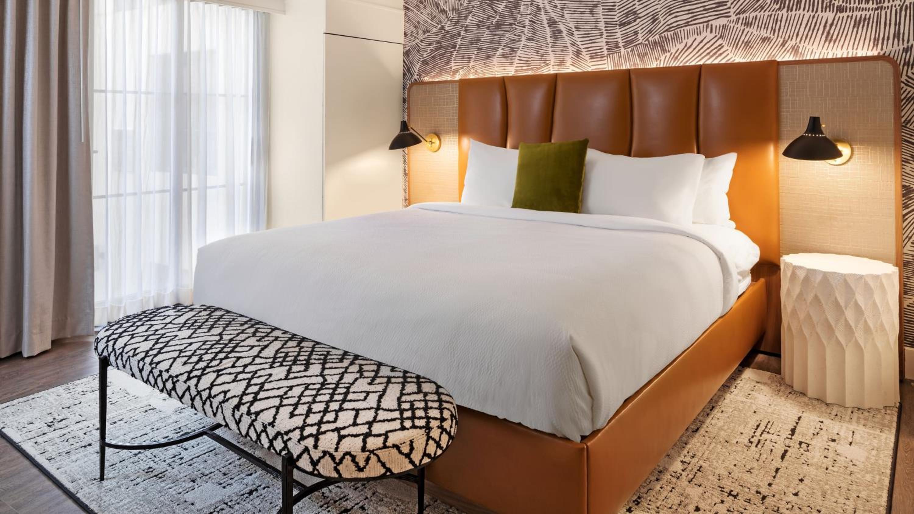 Two-Bedroom Queen Suite