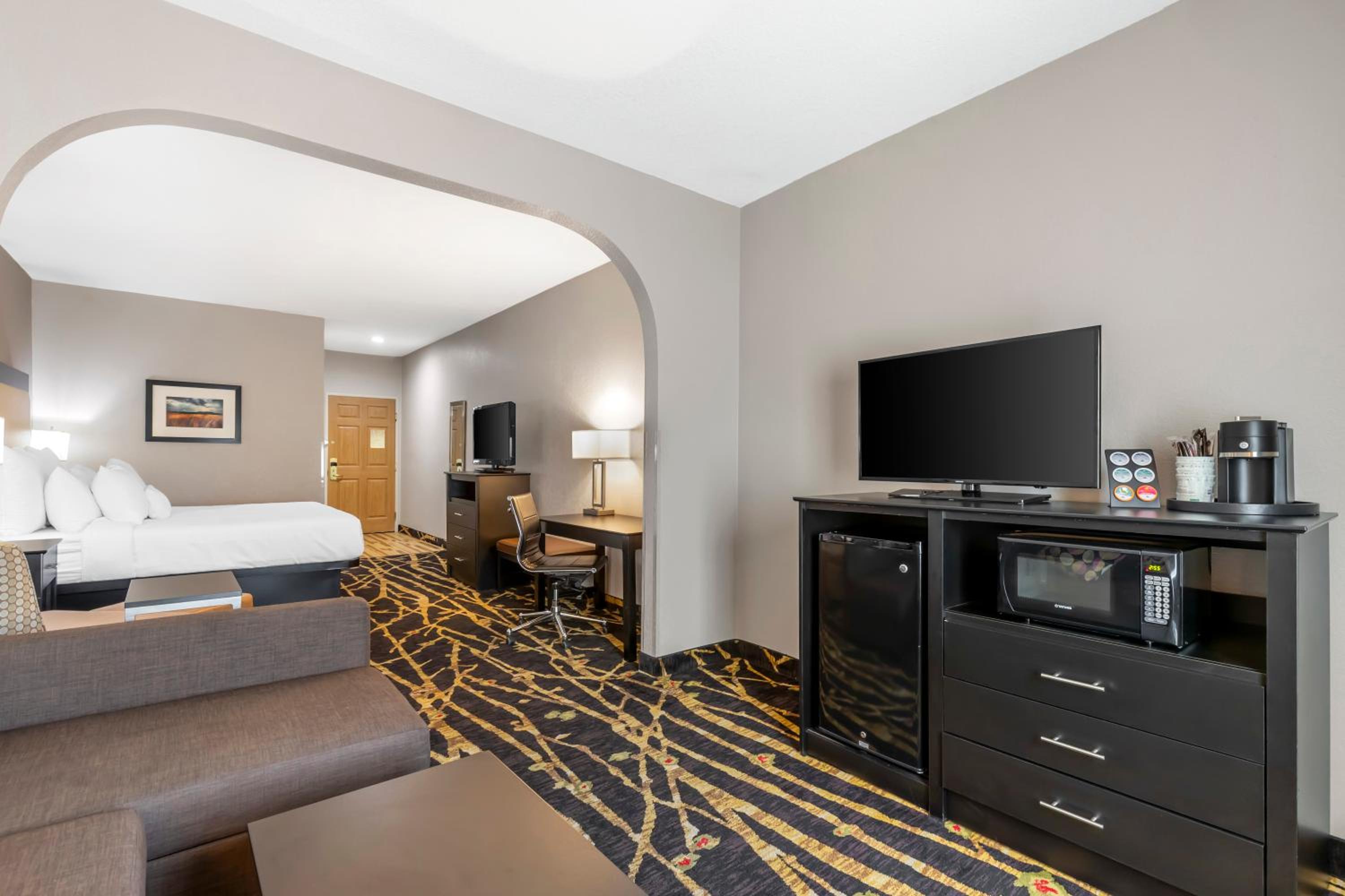 King Suite - Photo 6
