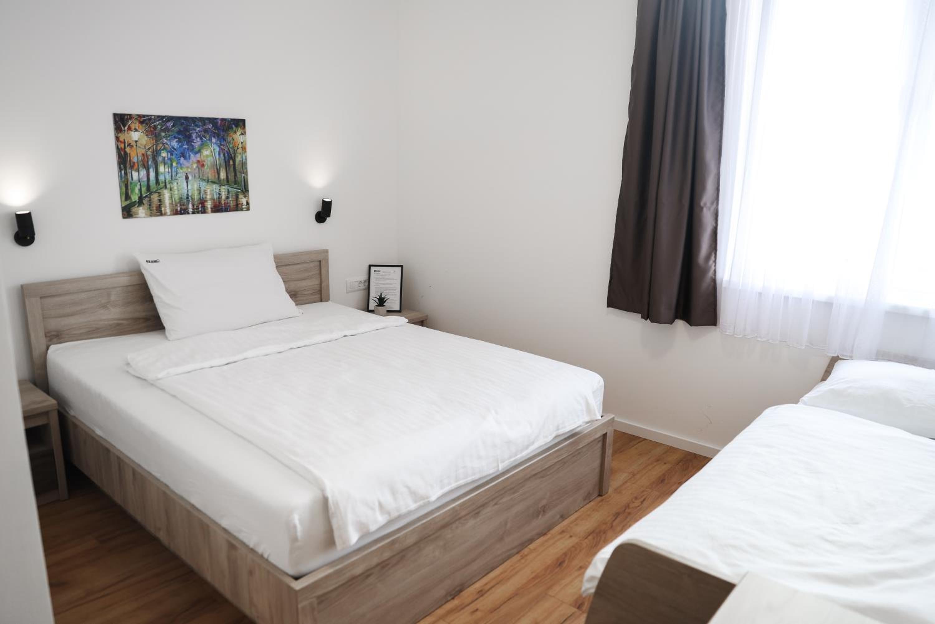 Deluxe Triple Room photo 2
