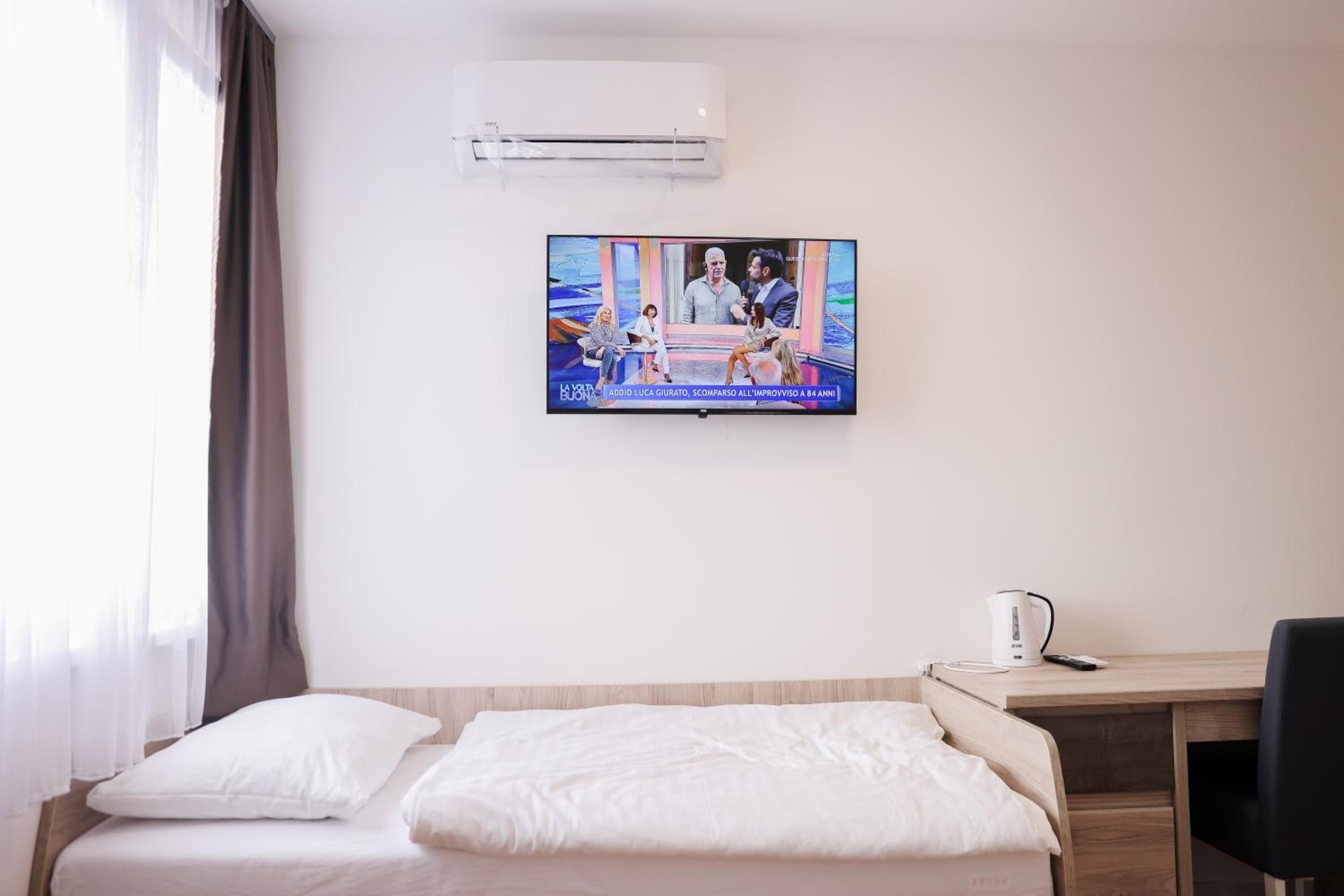 Deluxe Triple Room photo 3