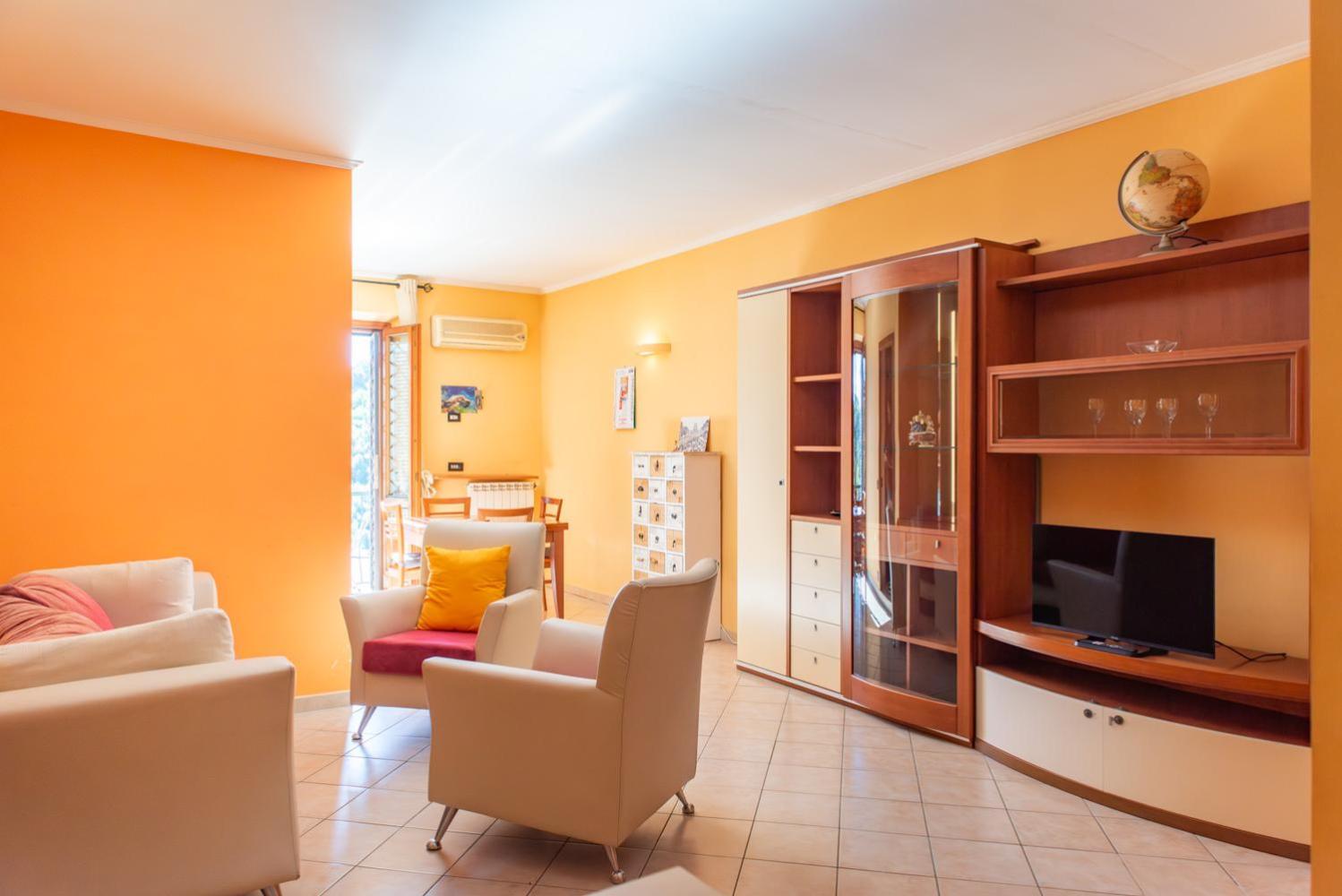 Two-Bedroom Apartment With Balcony photo 2