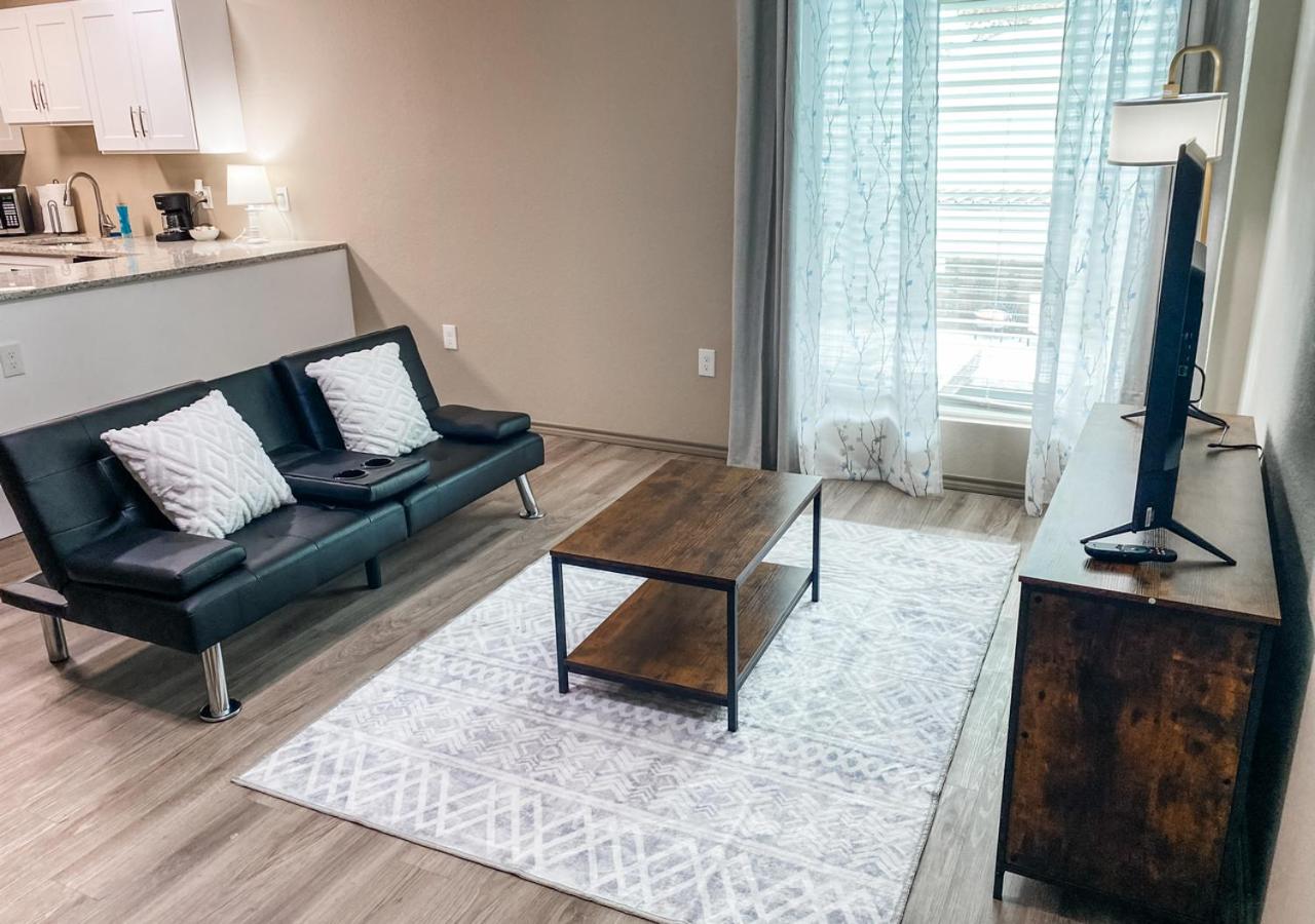 Apartment photo 1