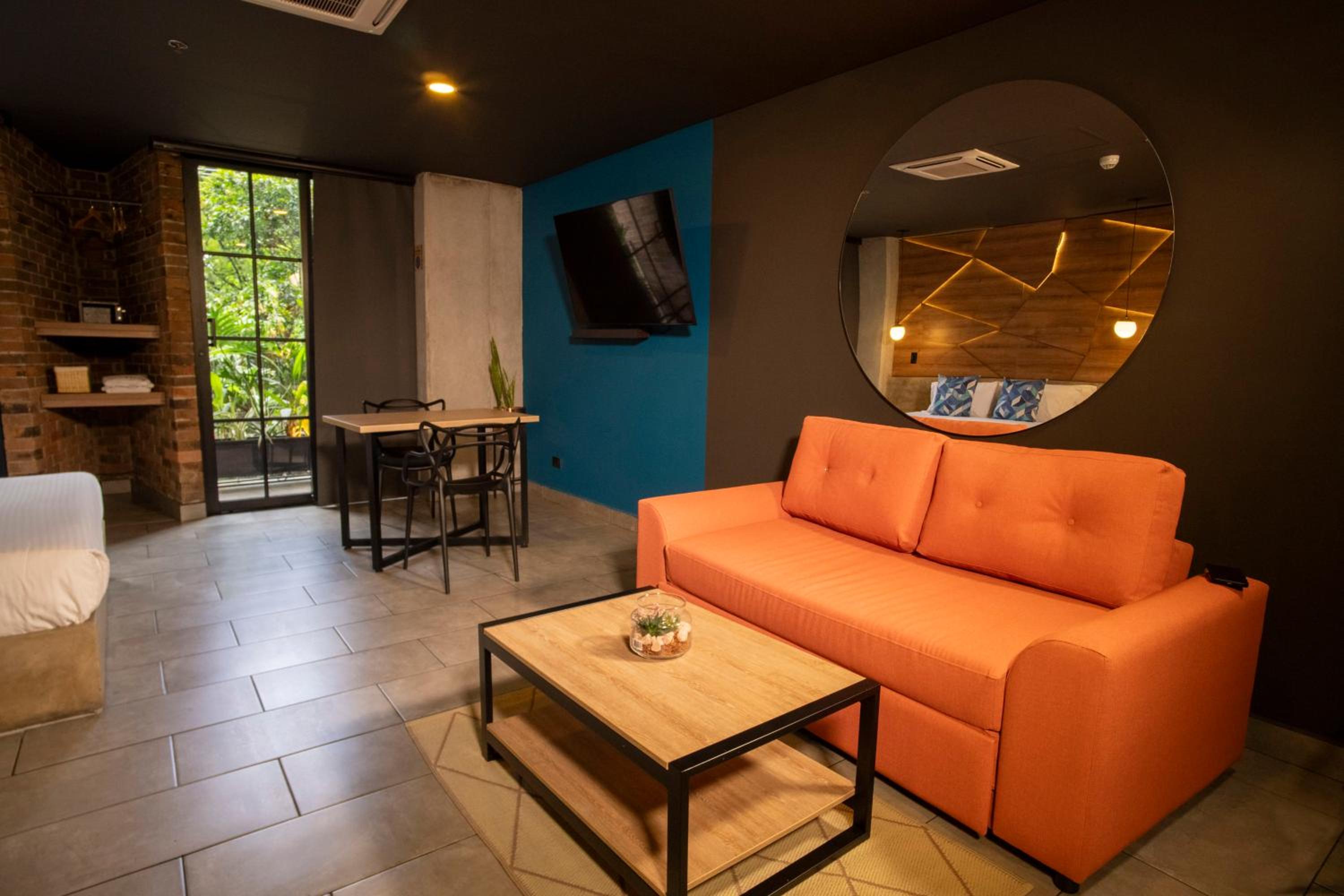 Junior Suite with Balcony photo 3