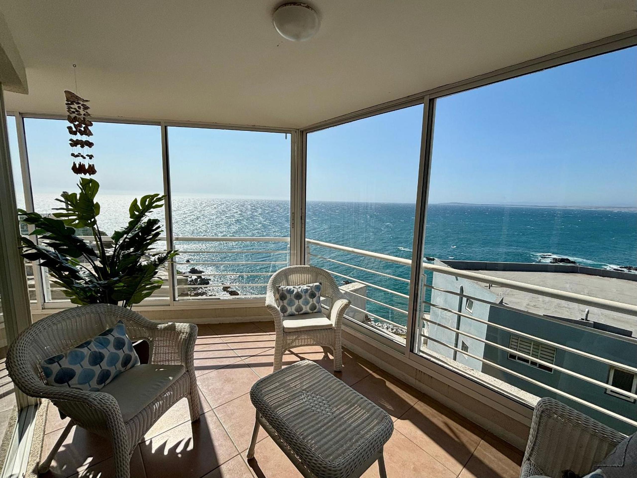 Apartment With Sea View photo 2