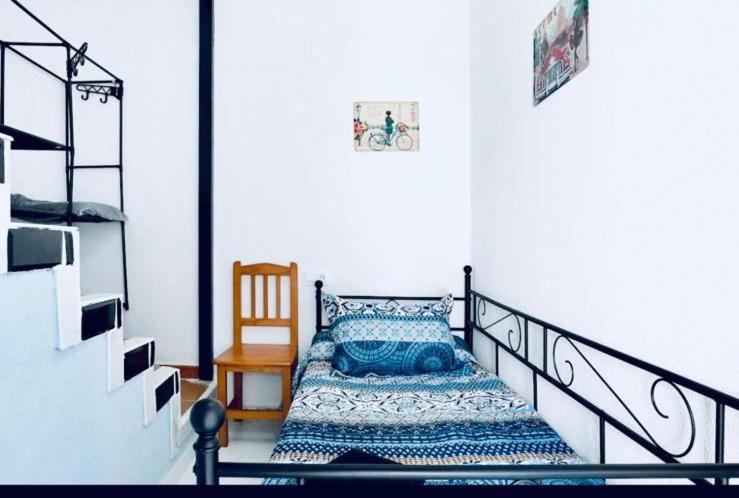 Two-Bedroom House photo 3