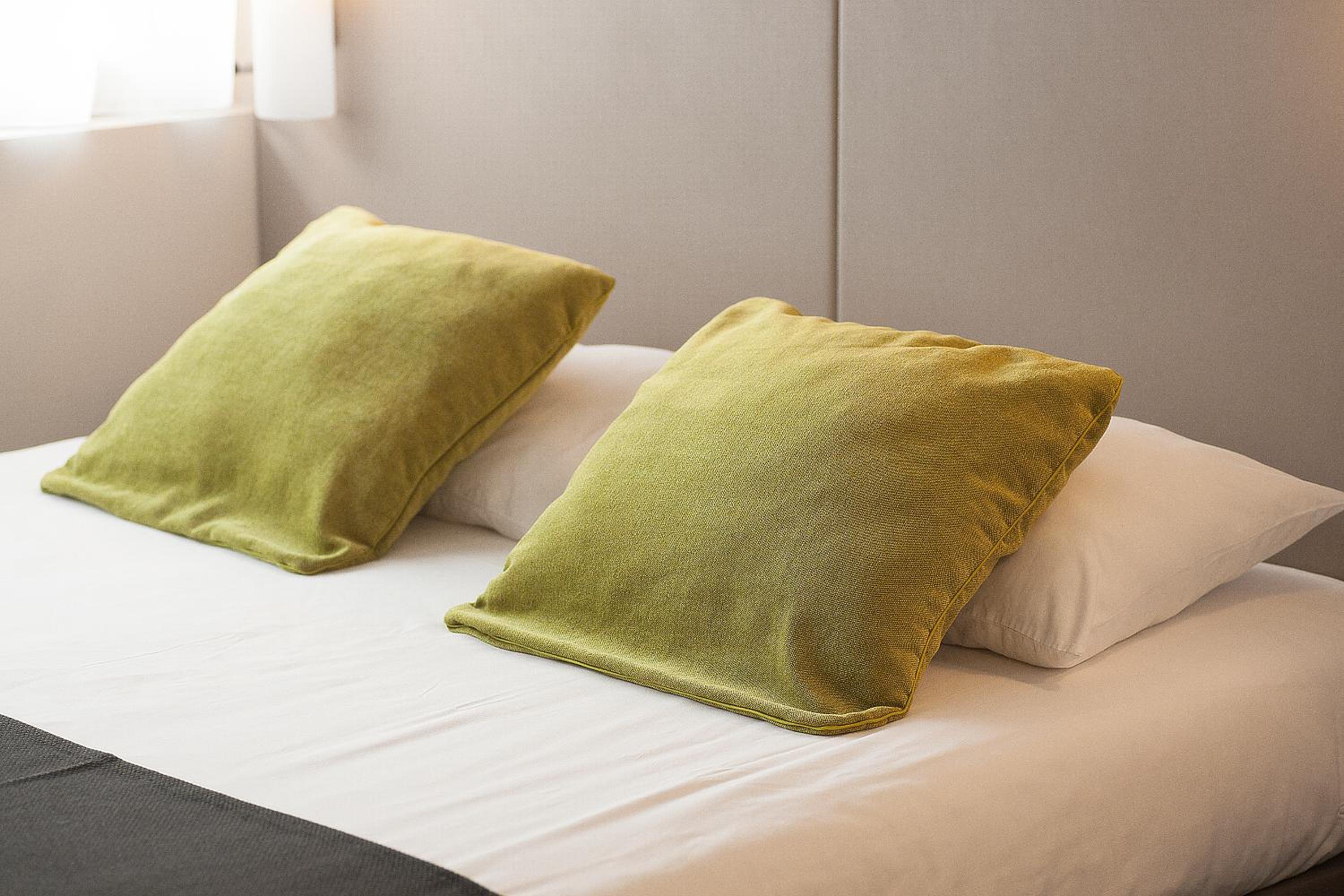 Standard Double Room - Photo 8