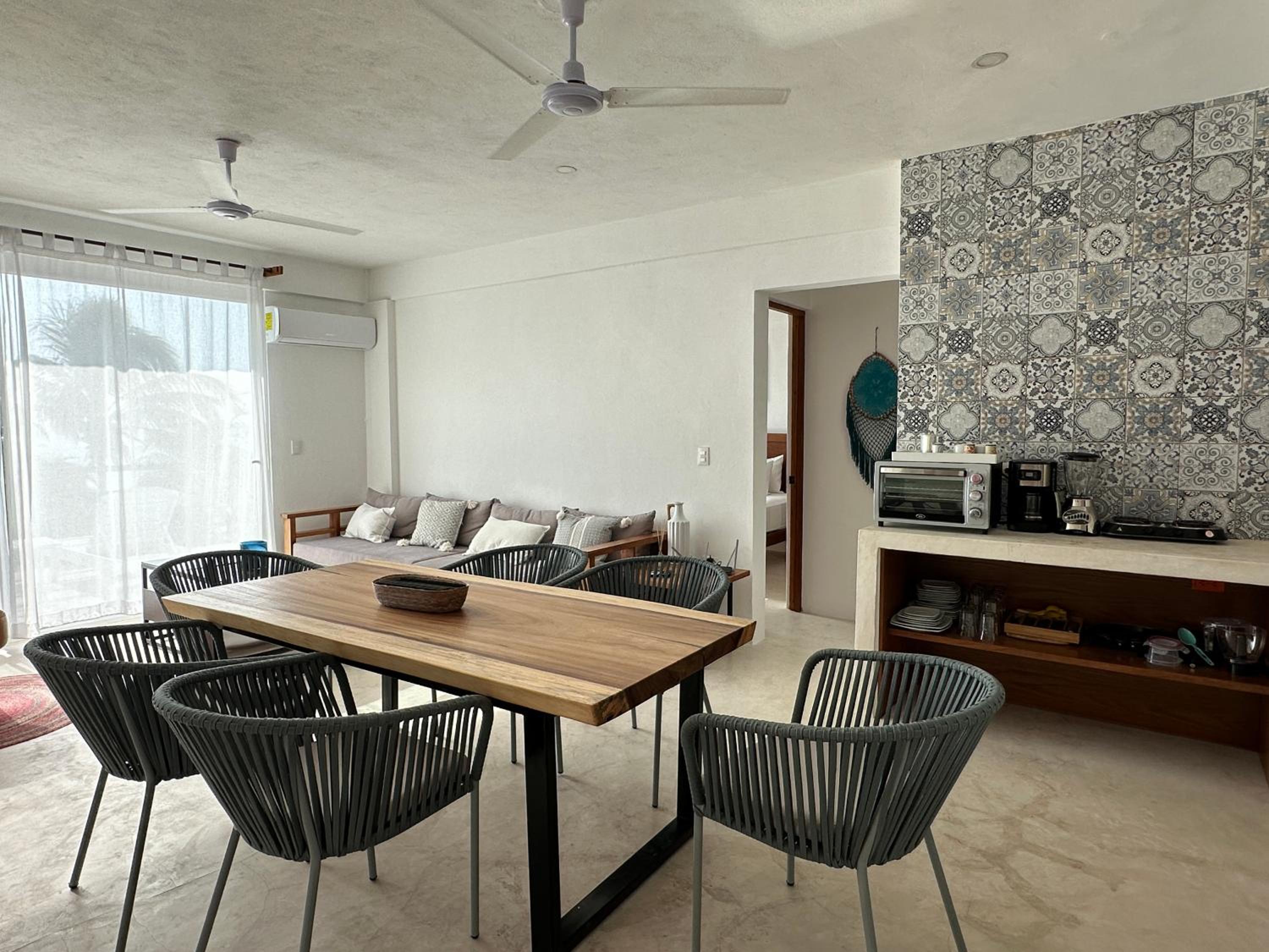 Apartment with Sea View - Photo 13