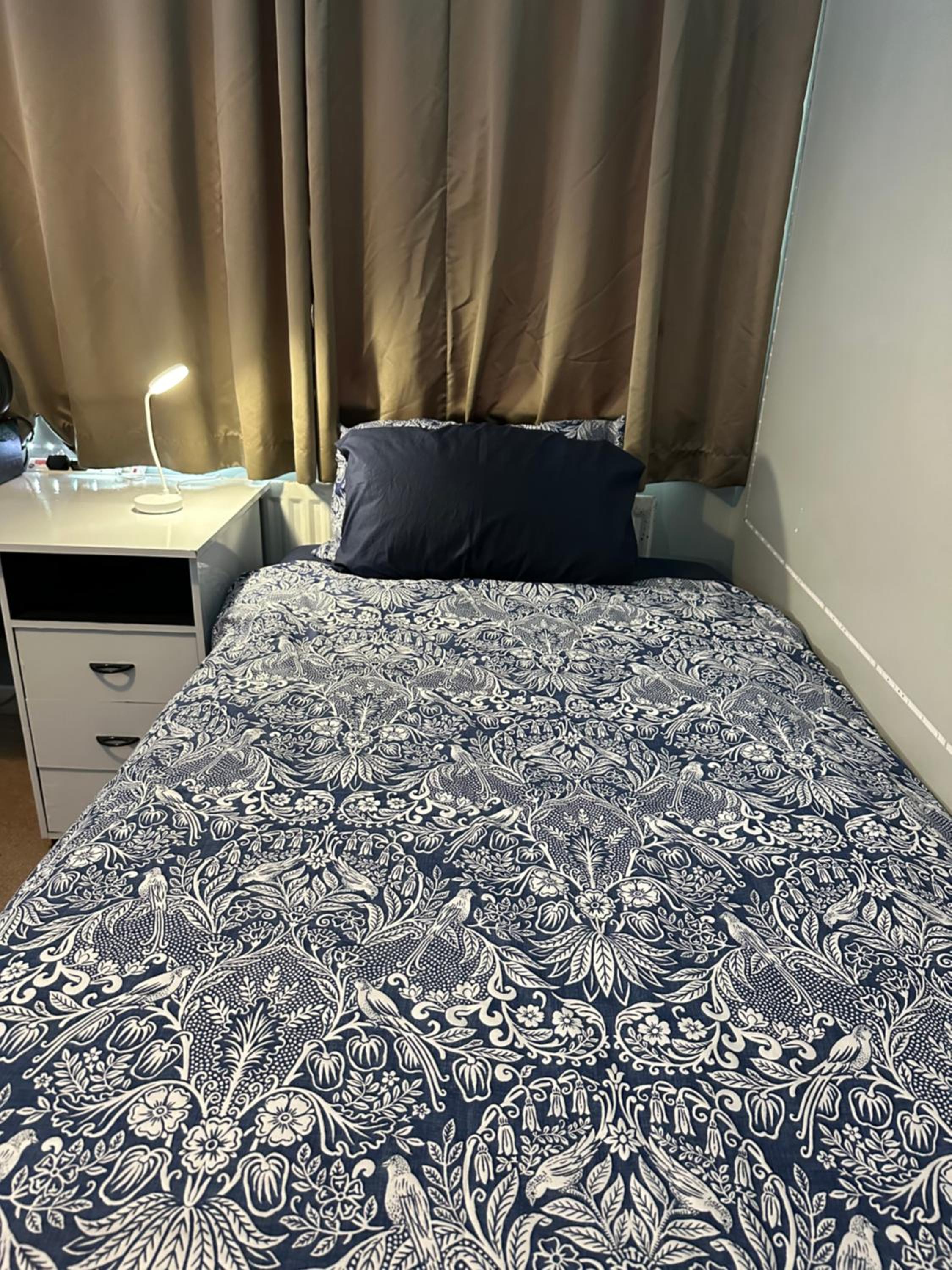 Double Room with Private Bathroom photo 2