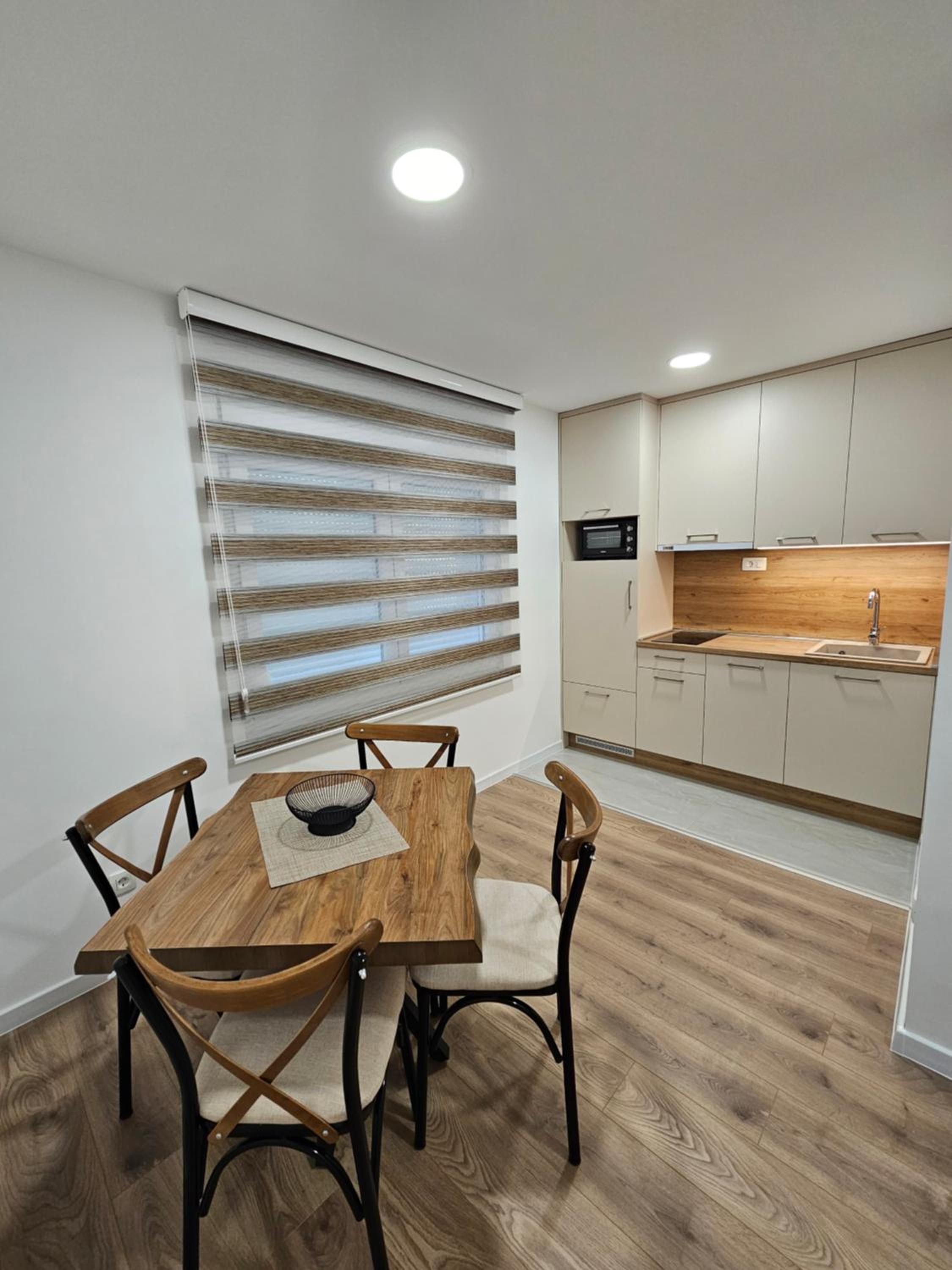 One-Bedroom Apartment photo 3
