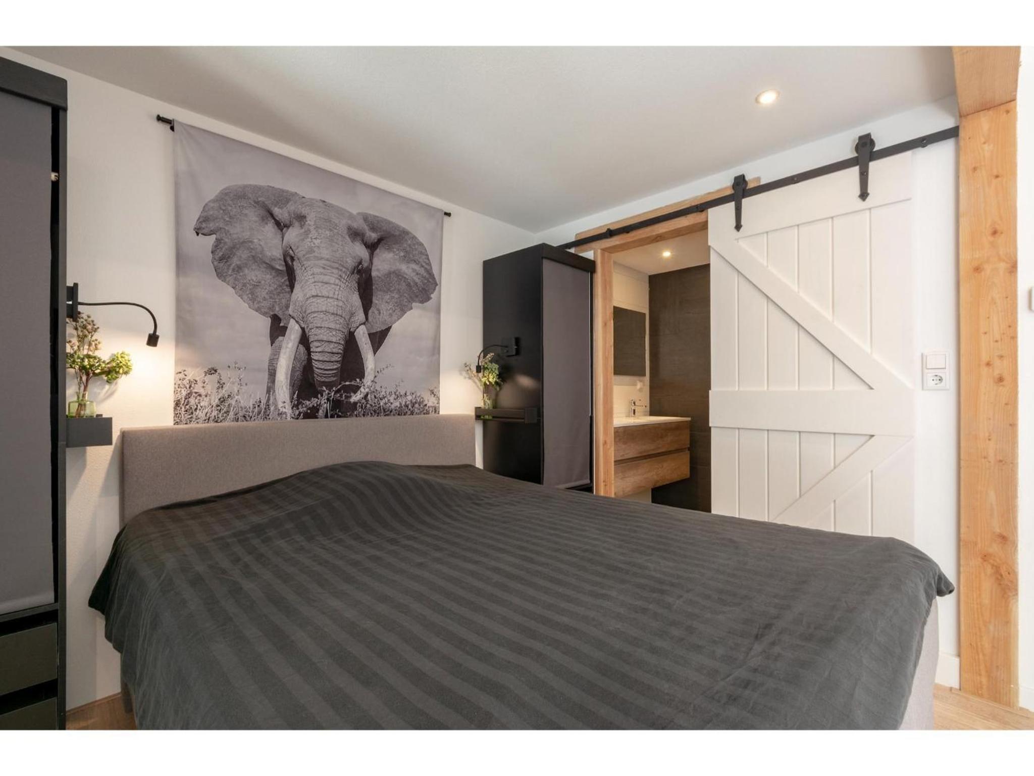 One-Bedroom Bungalow