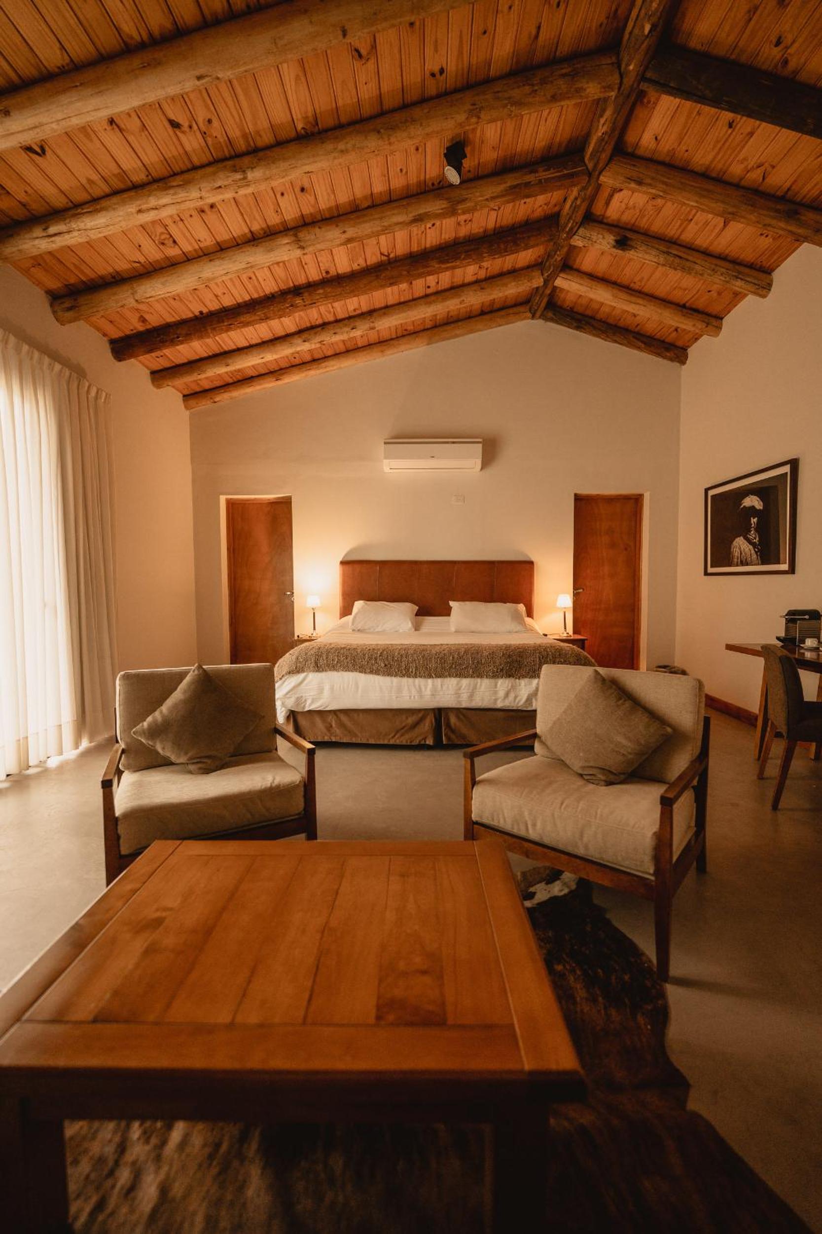 Suite with Mountain View photo 3