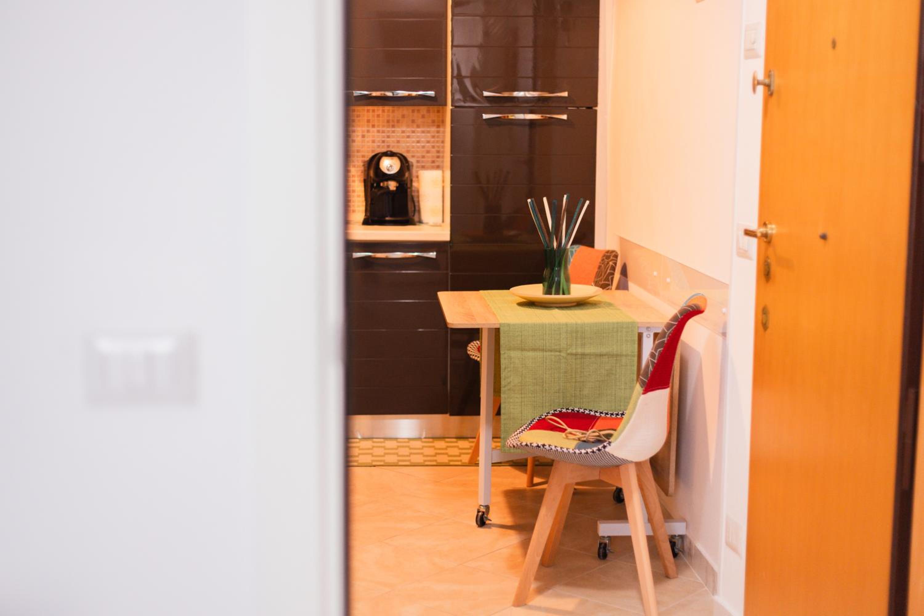 One-Bedroom Apartment photo 2