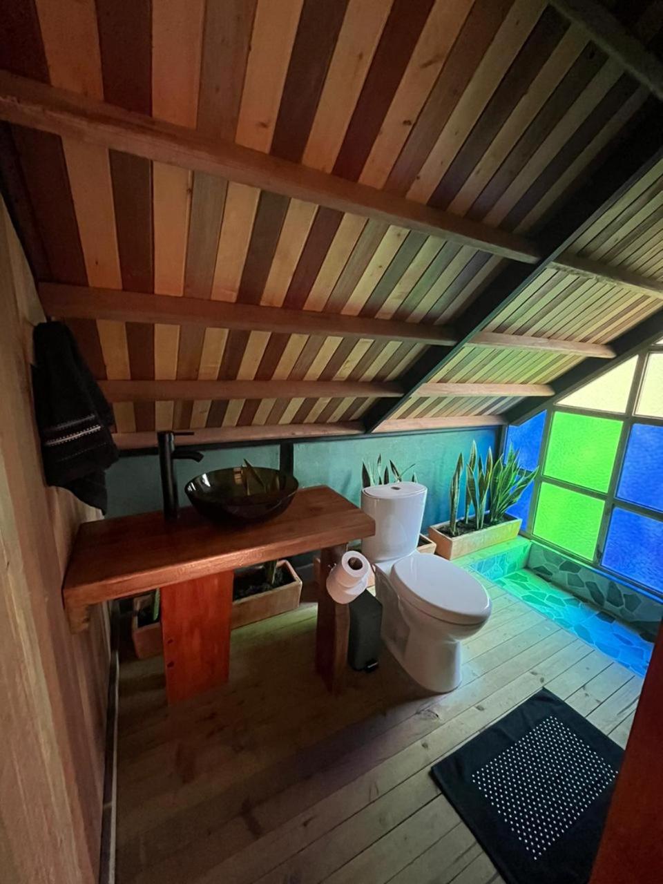 Family Room with Mountain View photo 3