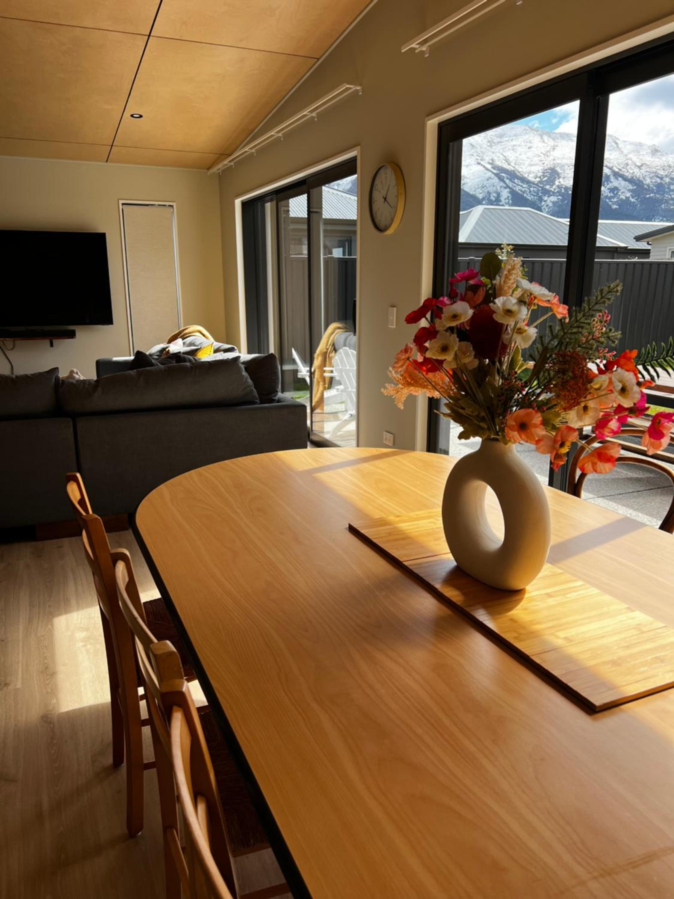 Three-Bedroom House photo 2