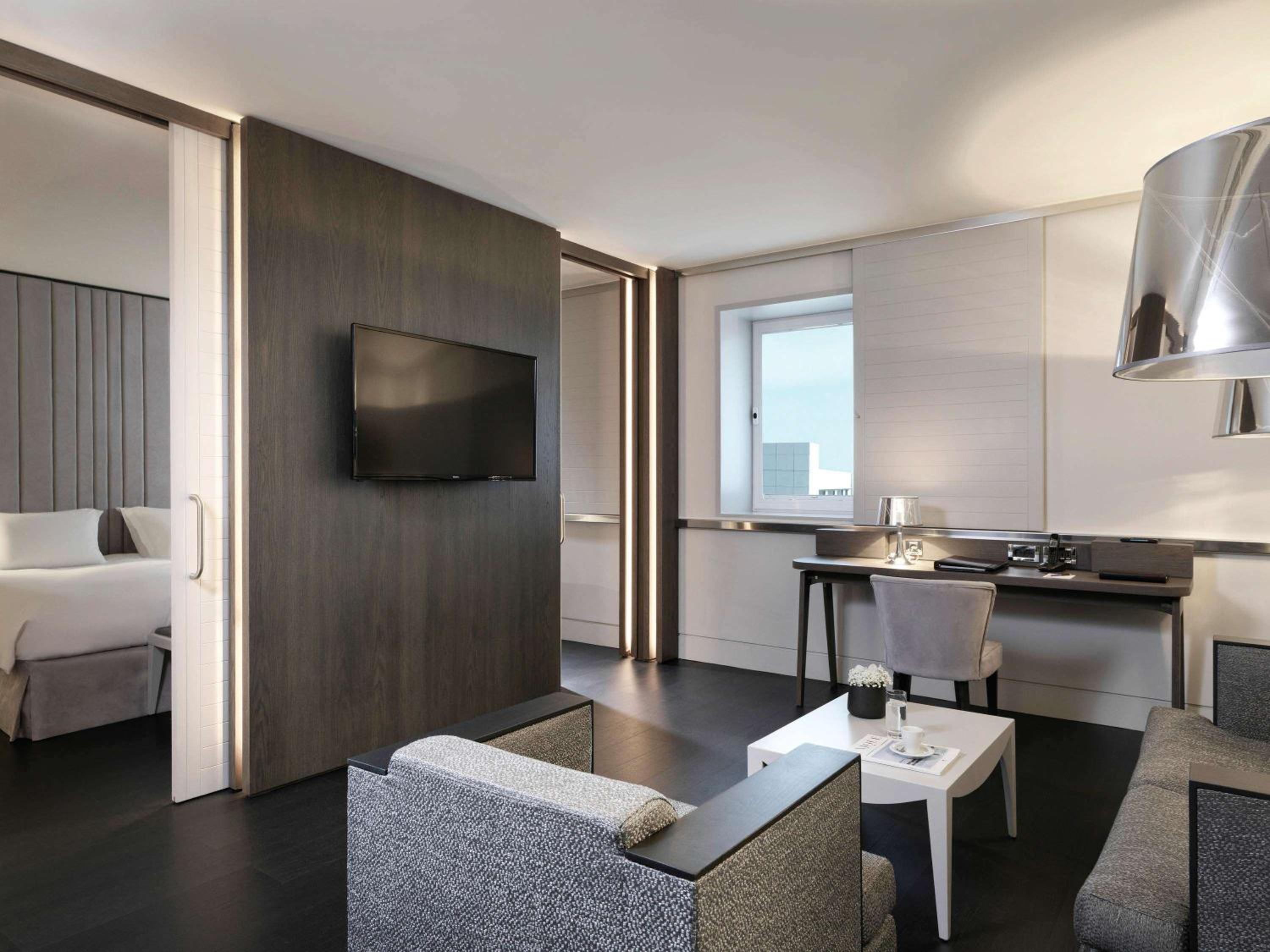 Junior King Suite