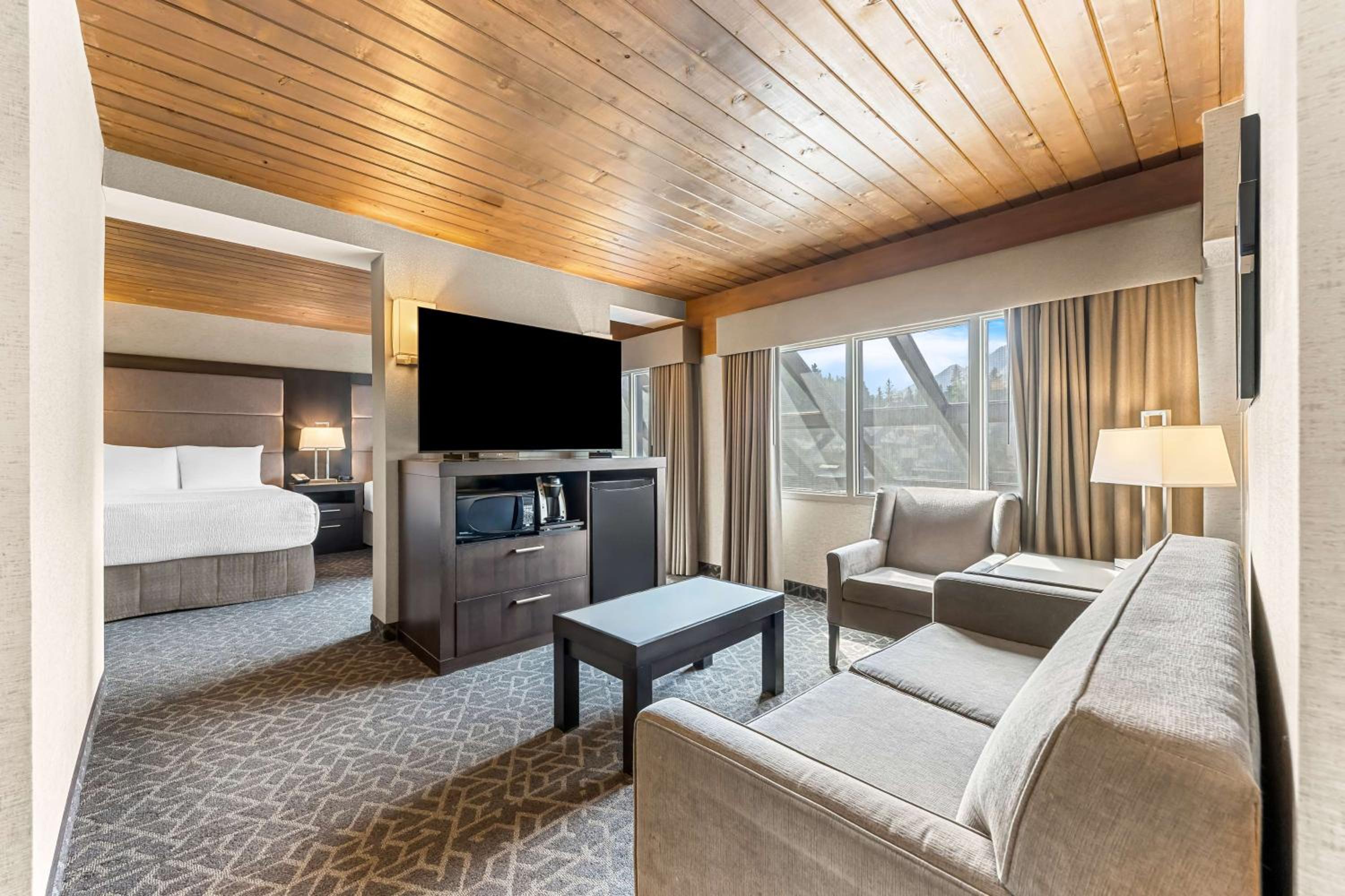 Two-Bedroom Suite photo 1