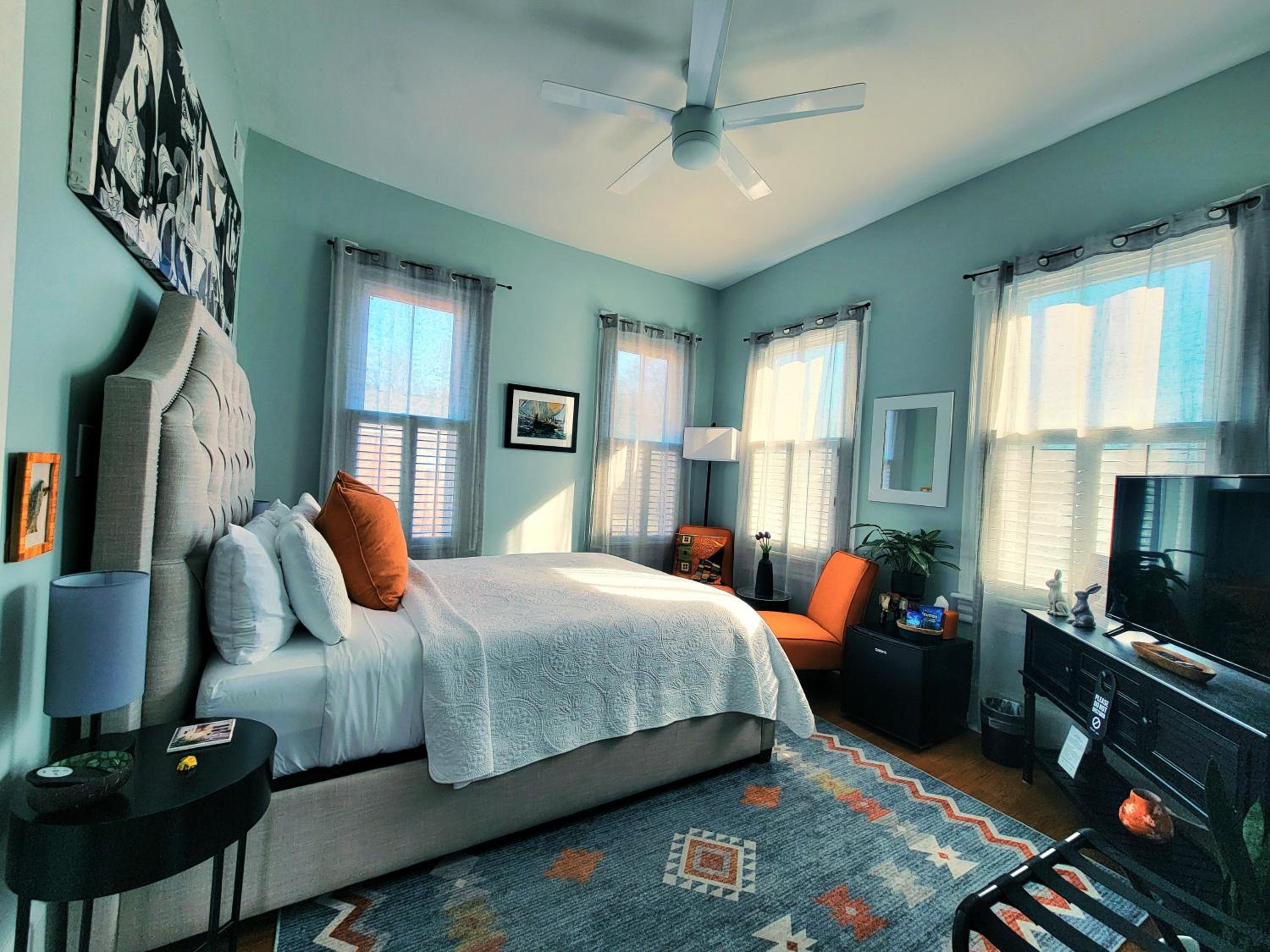 Double Room with Private Bathroom