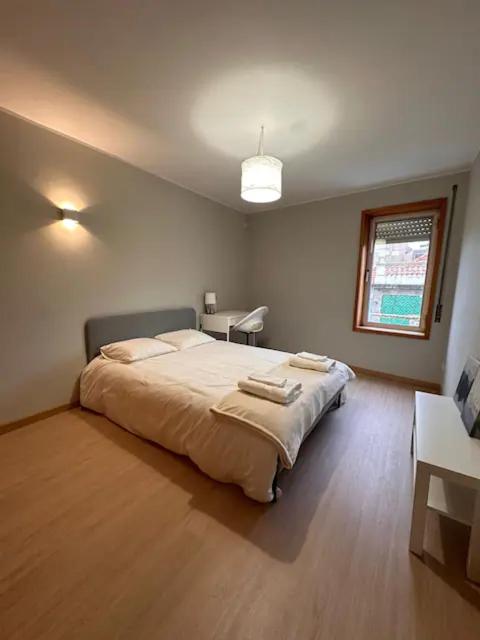 Three-Bedroom Apartment photo 1