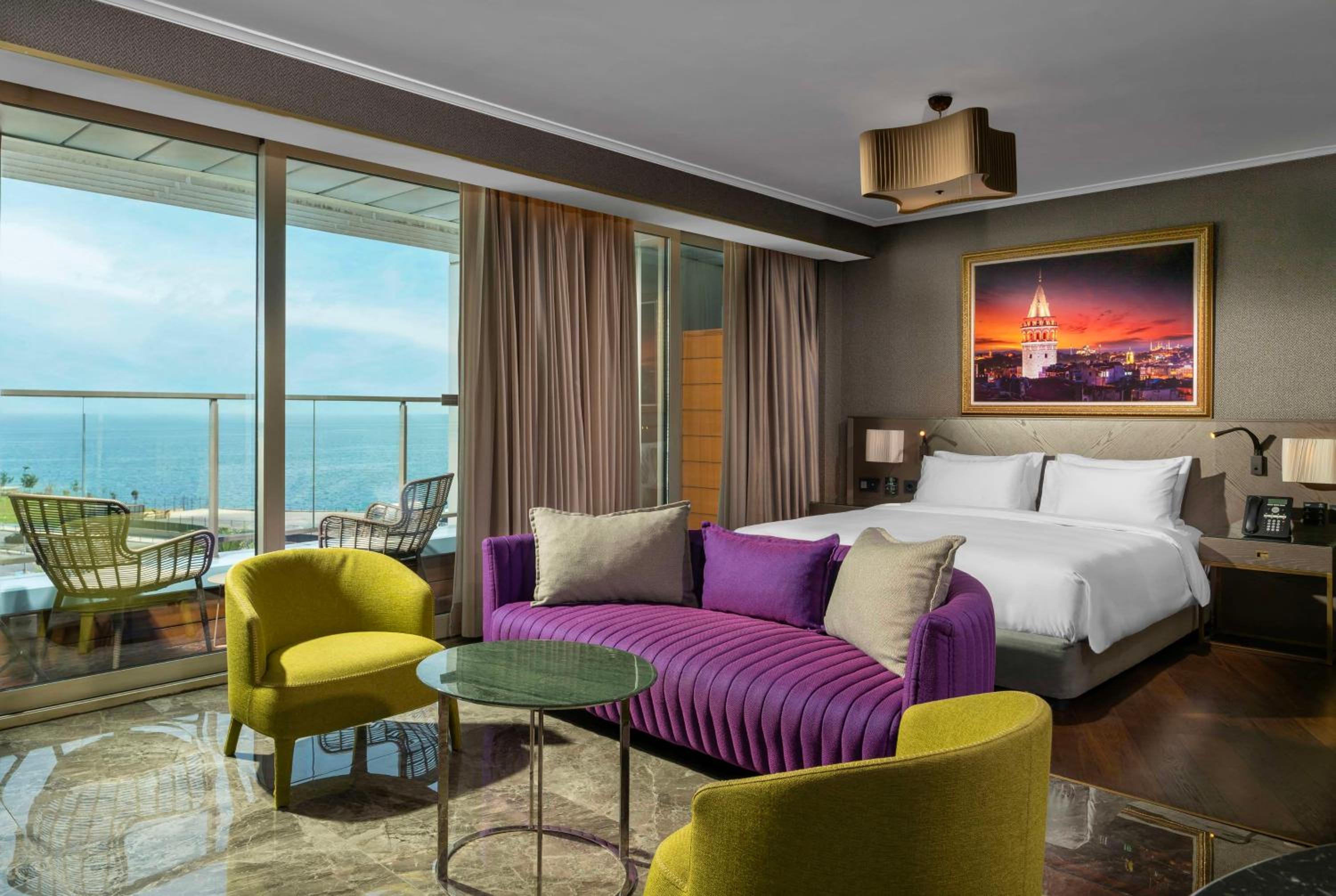 Junior Suite with Balcony and Sea View