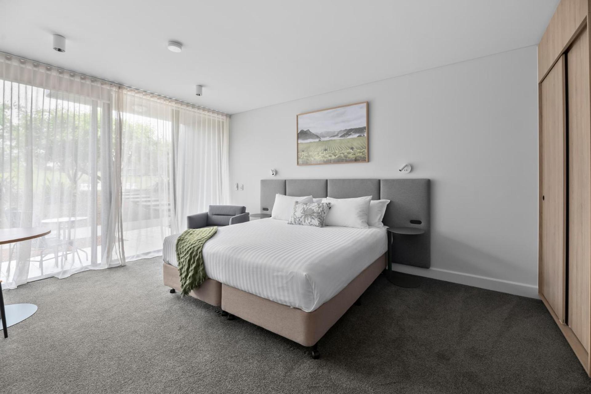 King Room with Garden View - Free Wifi and Parking - Photo 4