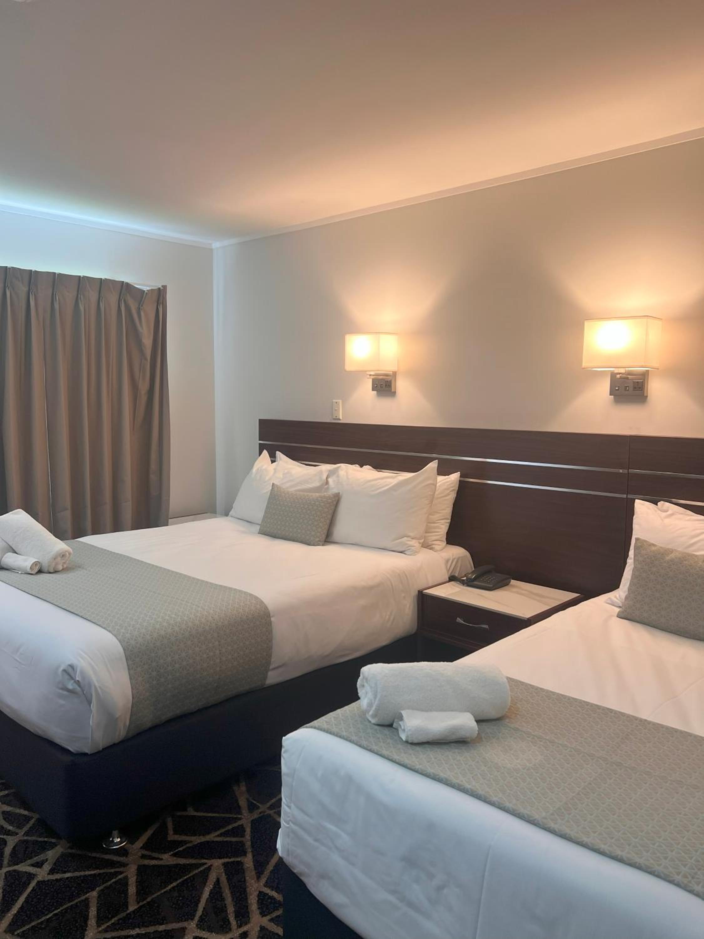 Standard Double or Twin Room - Photo 1