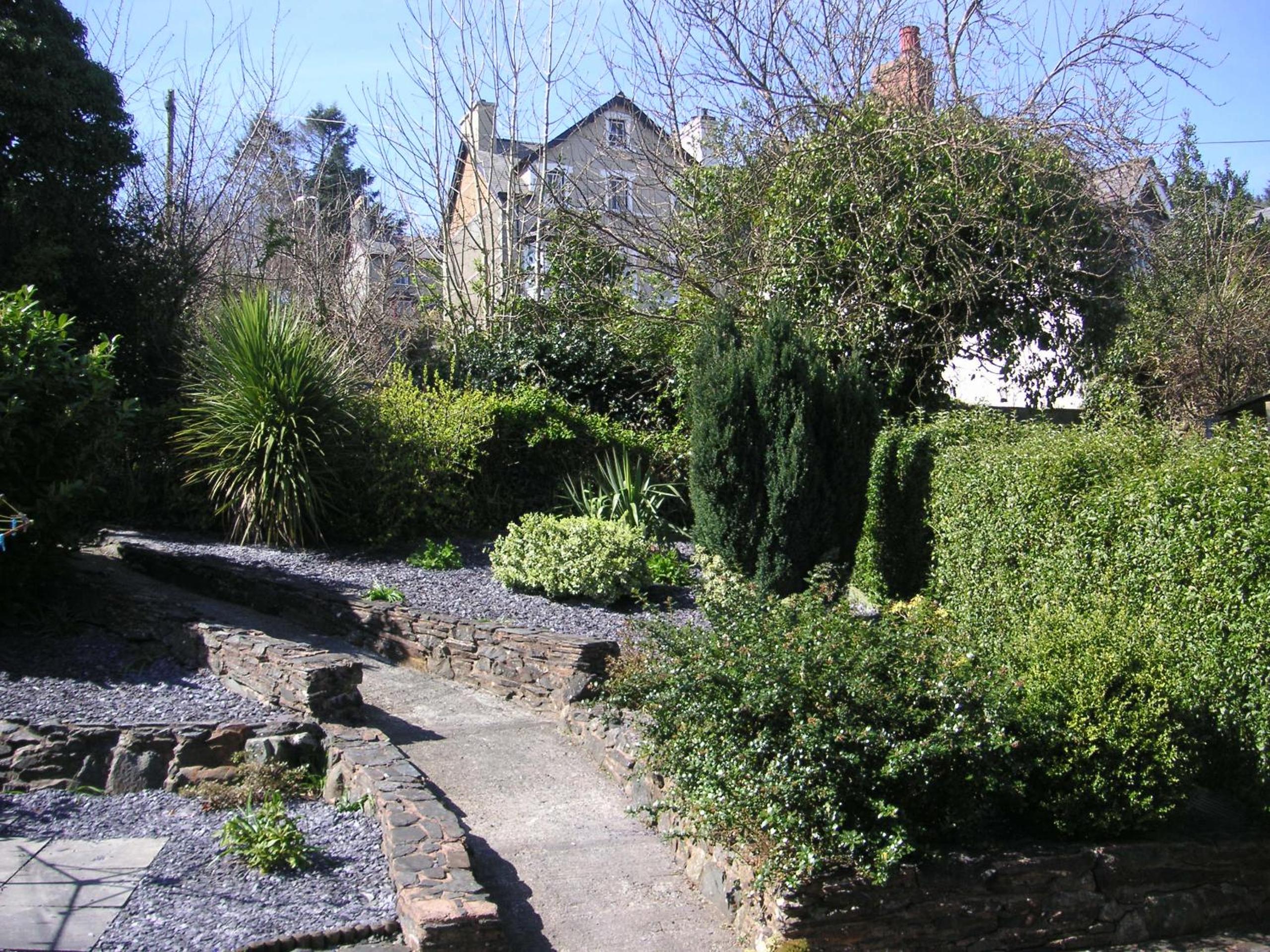 Standard Twin Room with Garden View photo 2